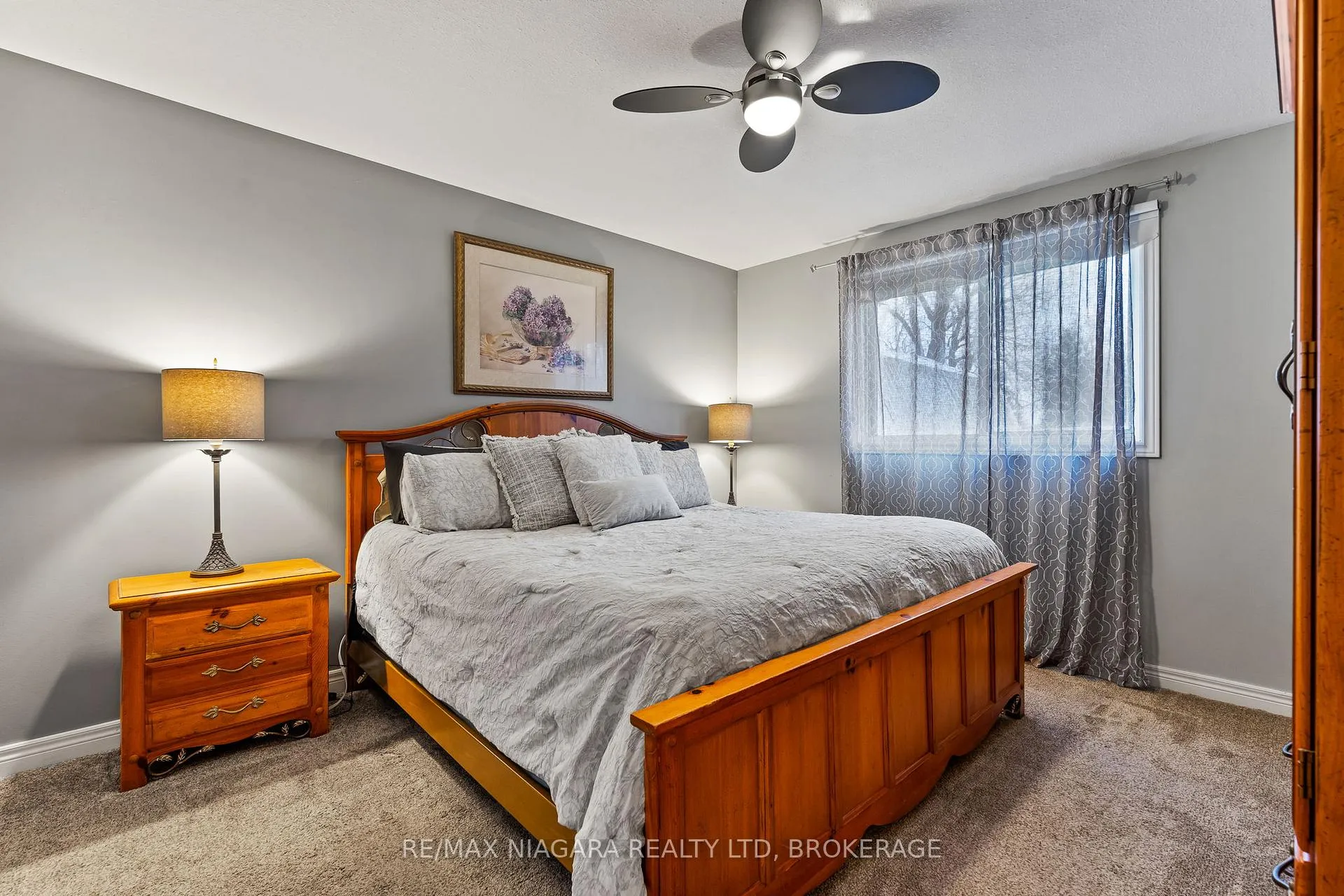 Photo 14 of 272 Steele Street, Port Colborne, Sugarloaf — HOMEH