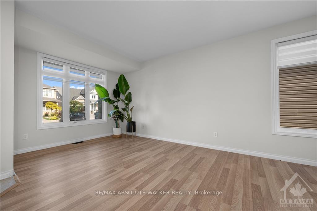 Photo 1 of 1245 Glenlivet Avenue, Ottawa, Mer Bleue/Bradley Estates/Anderson Park — HOMEH