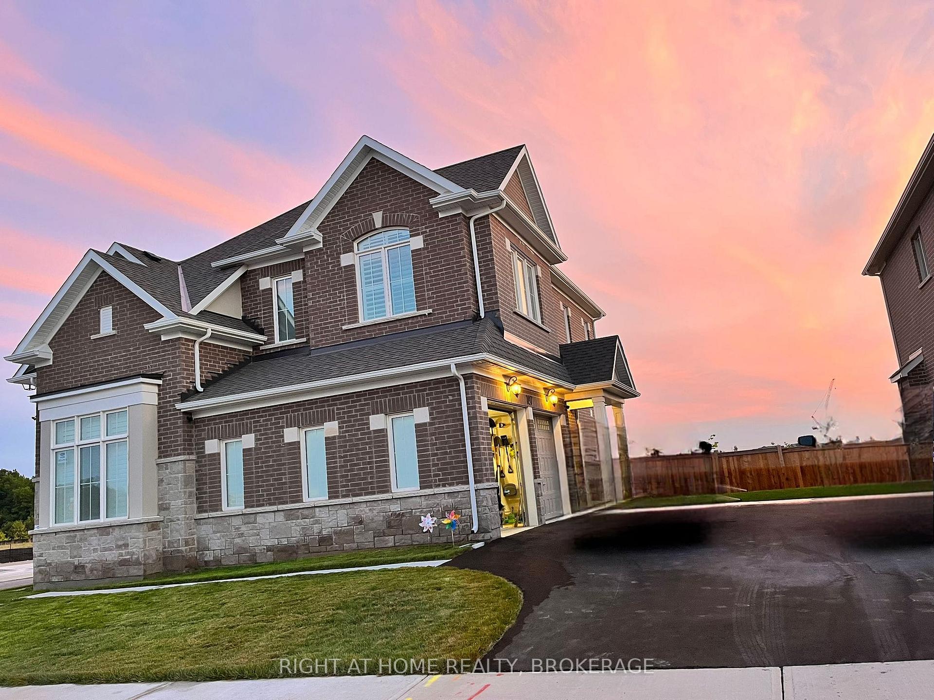 Photo 4 of 107 Yates Drive, Milton, Cobban — HOMEH
