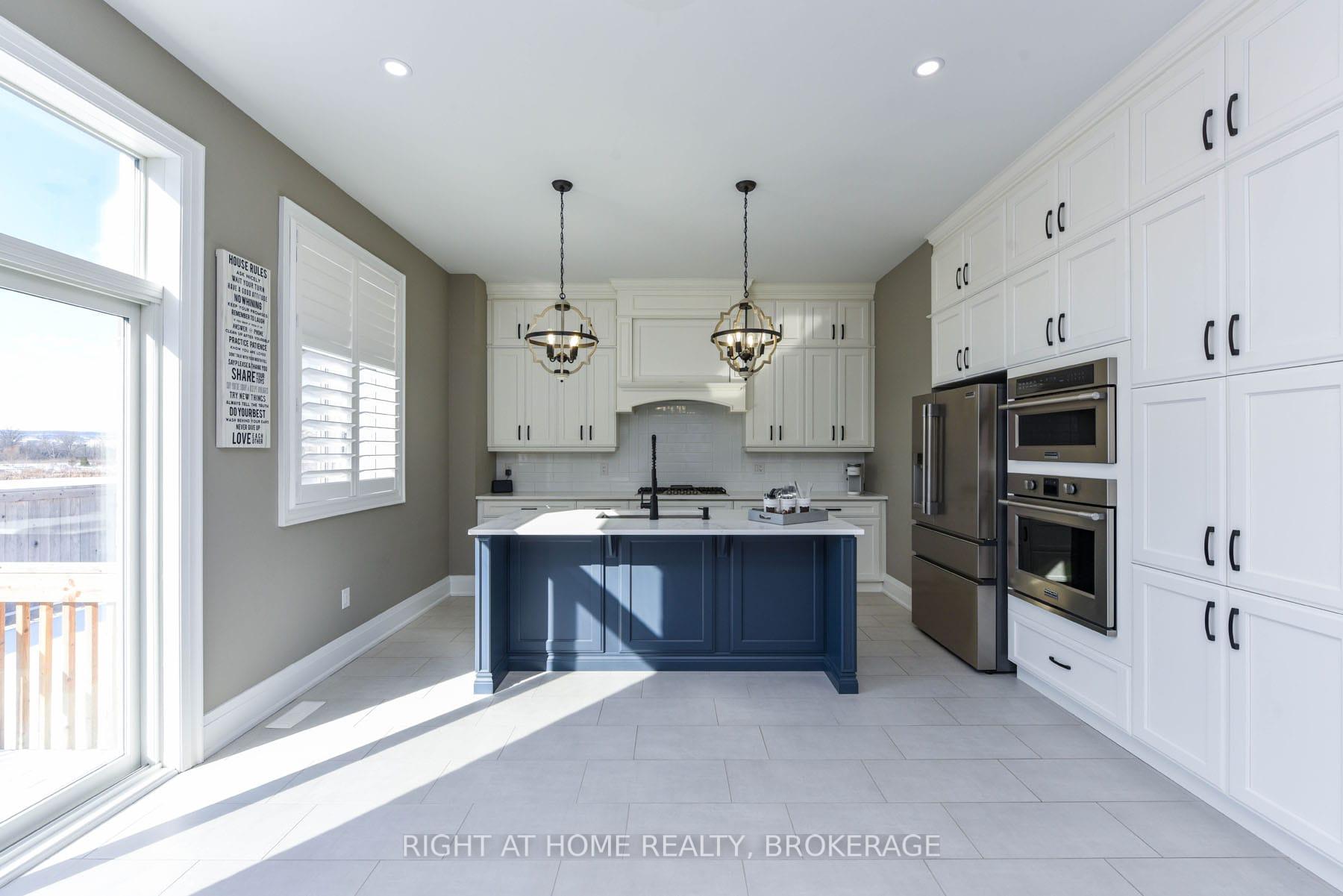 Photo 19 of 107 Yates Drive, Milton, Cobban — HOMEH