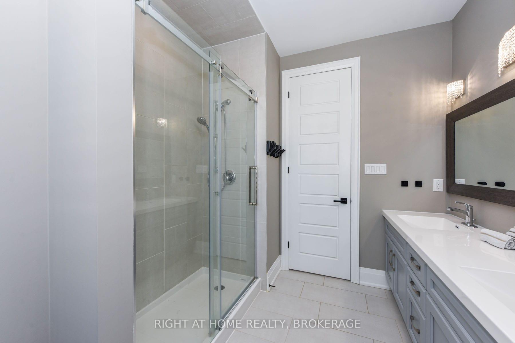 Photo 40 of 107 Yates Drive, Milton, Cobban — HOMEH