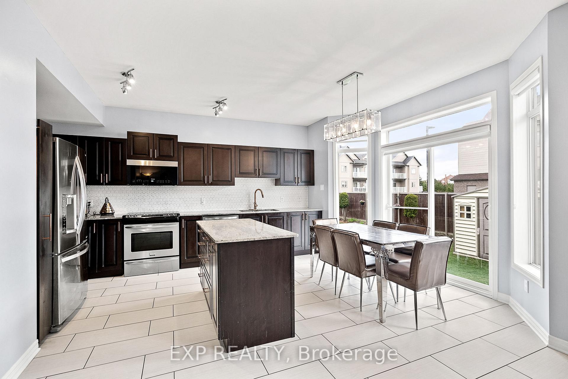 Photo 10 of 360 Antigonish Avenue, Ottawa, Springridge/East Village — HOMEH