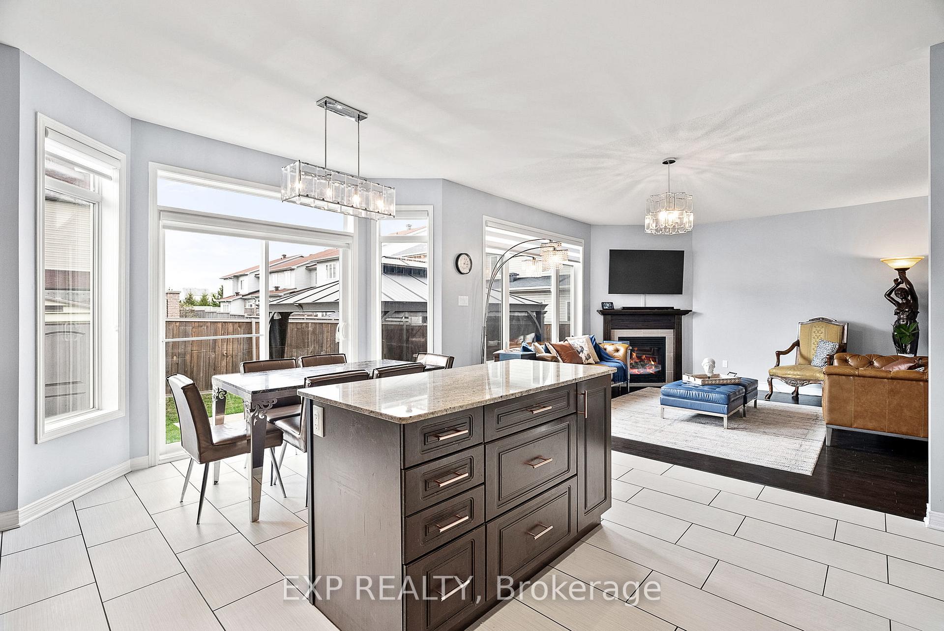 Photo 13 of 360 Antigonish Avenue, Ottawa, Springridge/East Village — HOMEH