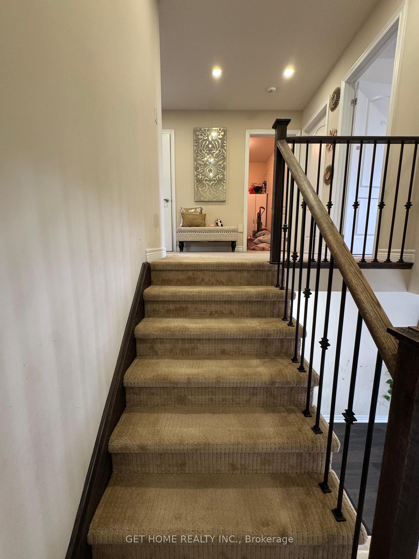 Photo 12 of 827 Renaissance Drive, Oshawa, Lakeview — HOMEH