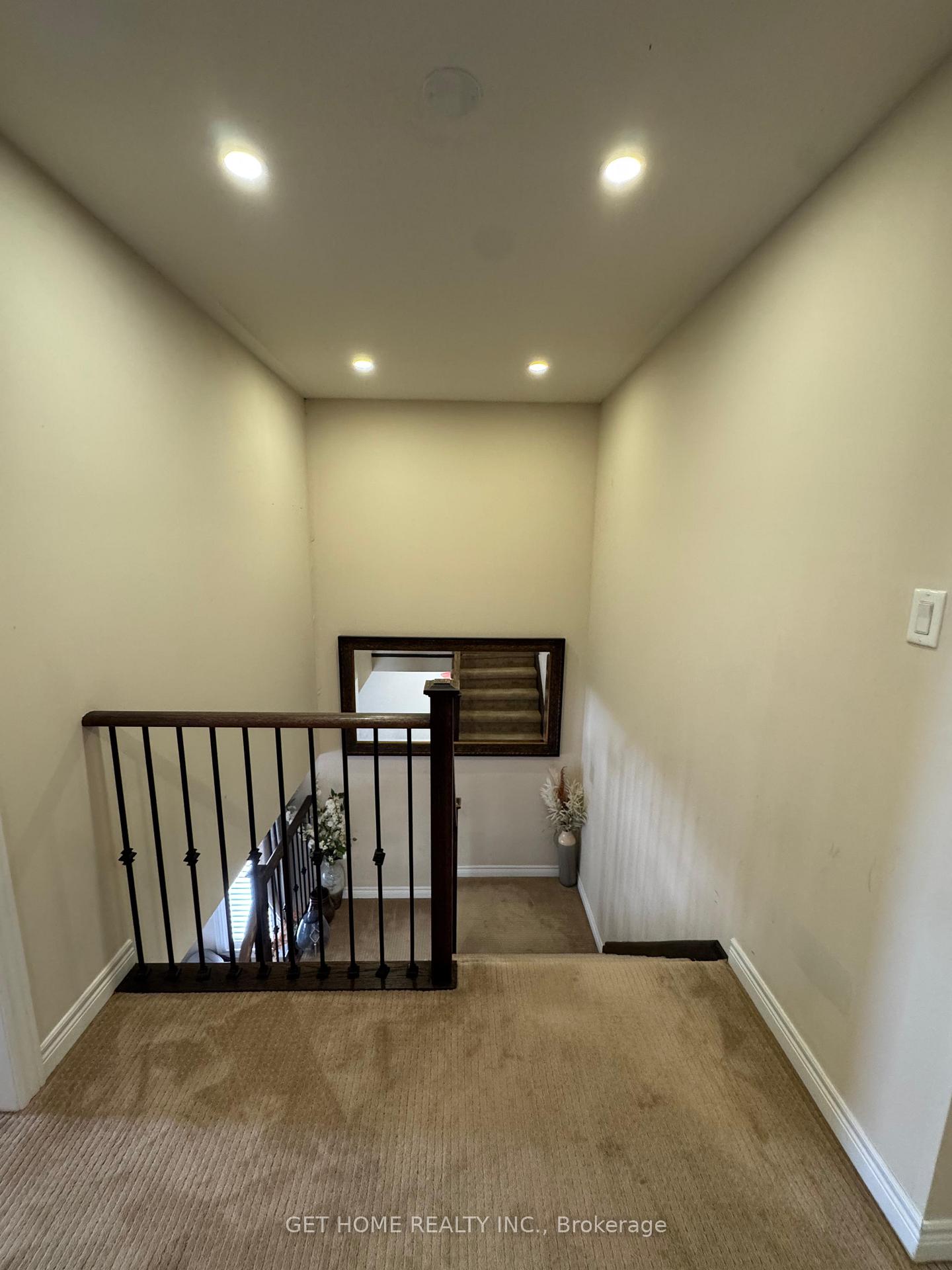 Photo 13 of 827 Renaissance Drive, Oshawa, Lakeview — HOMEH