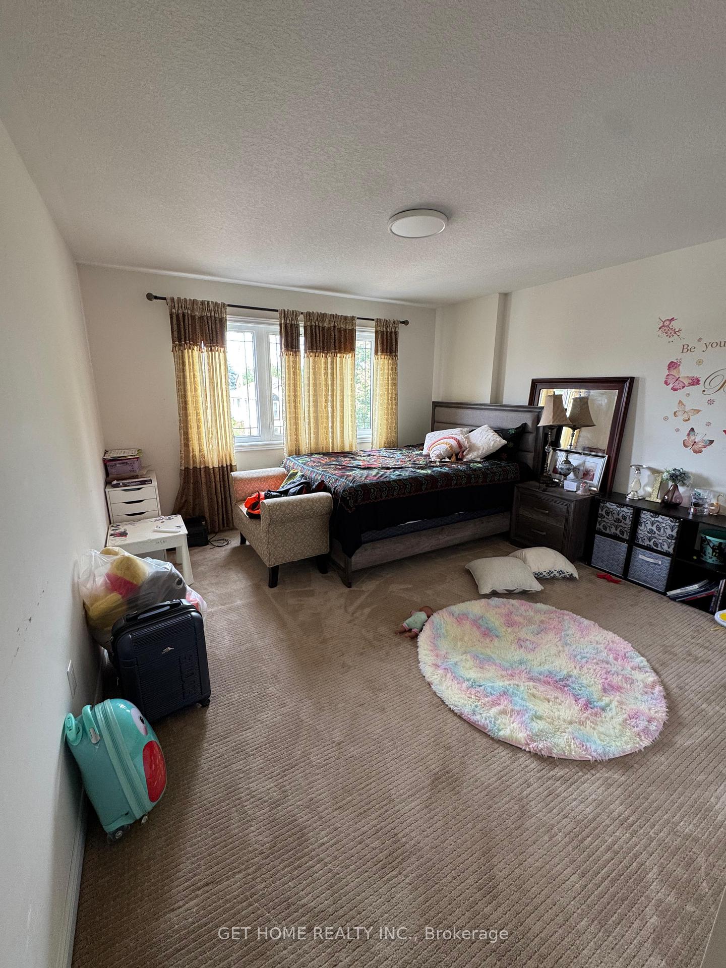 Photo 17 of 827 Renaissance Drive, Oshawa, Lakeview — HOMEH
