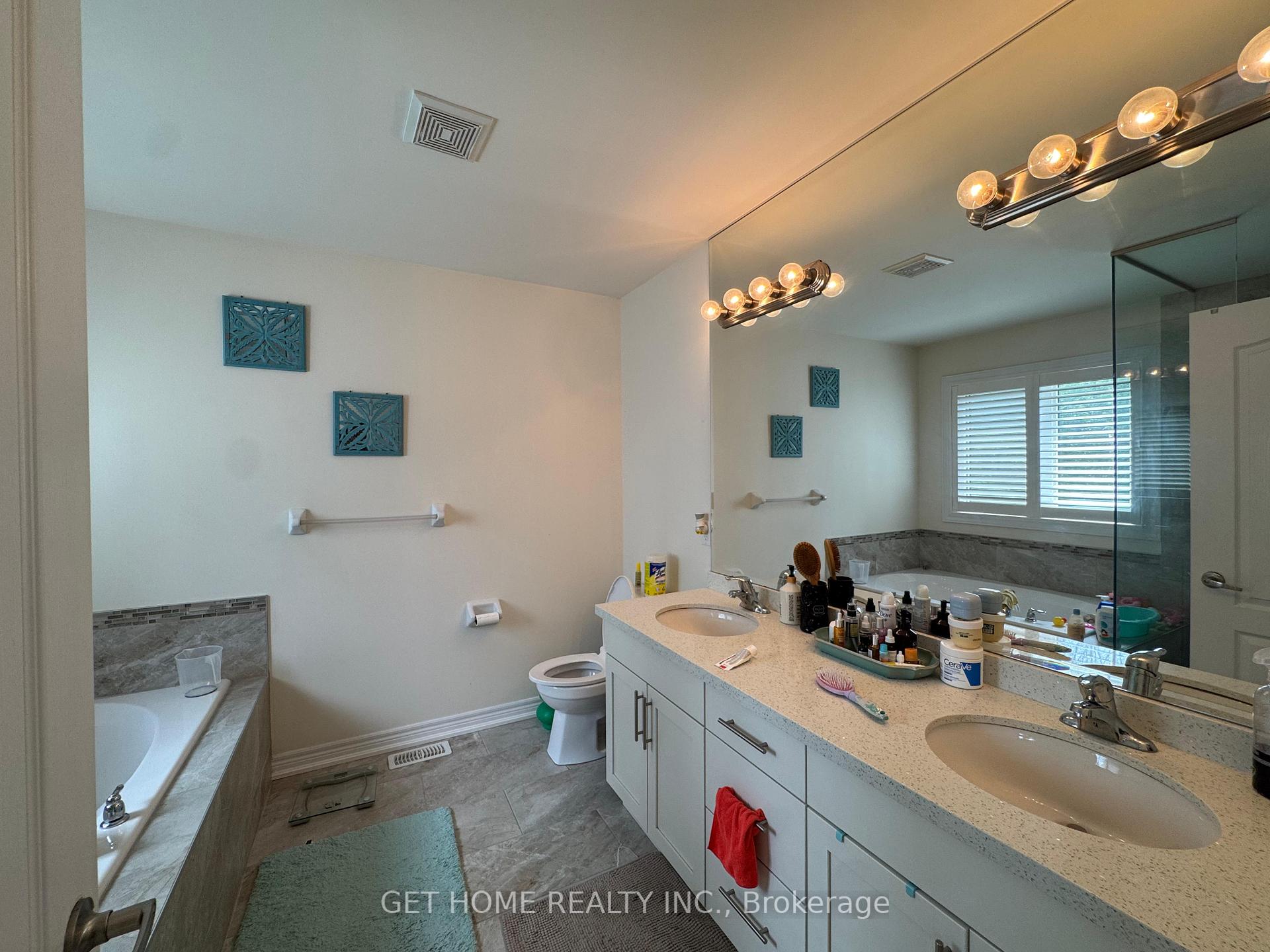 Photo 23 of 827 Renaissance Drive, Oshawa, Lakeview — HOMEH