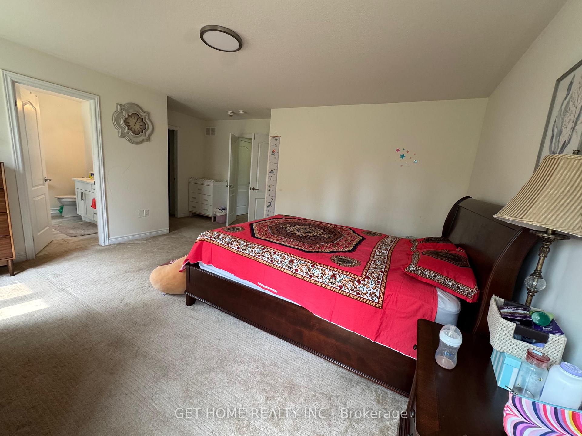 Photo 25 of 827 Renaissance Drive, Oshawa, Lakeview — HOMEH