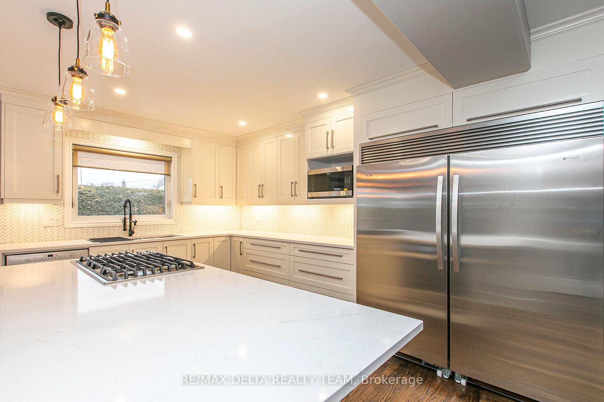 Photo 14 of 1416 Bourcier Drive, Ottawa, Bilberry Creek/Queenswood Heights — HOMEH