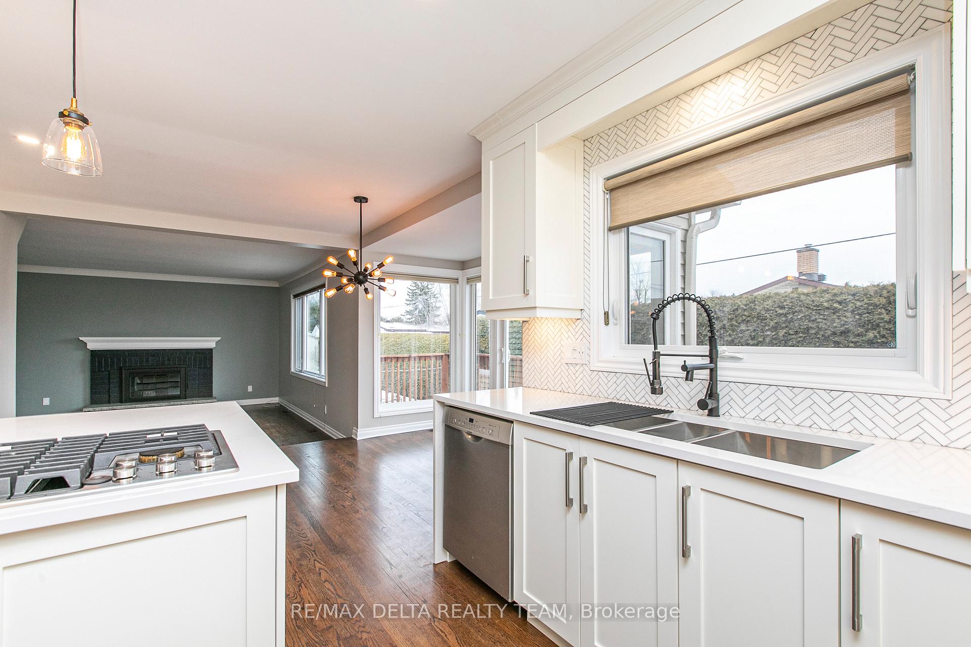 Photo 16 of 1416 Bourcier Drive, Ottawa, Bilberry Creek/Queenswood Heights — HOMEH