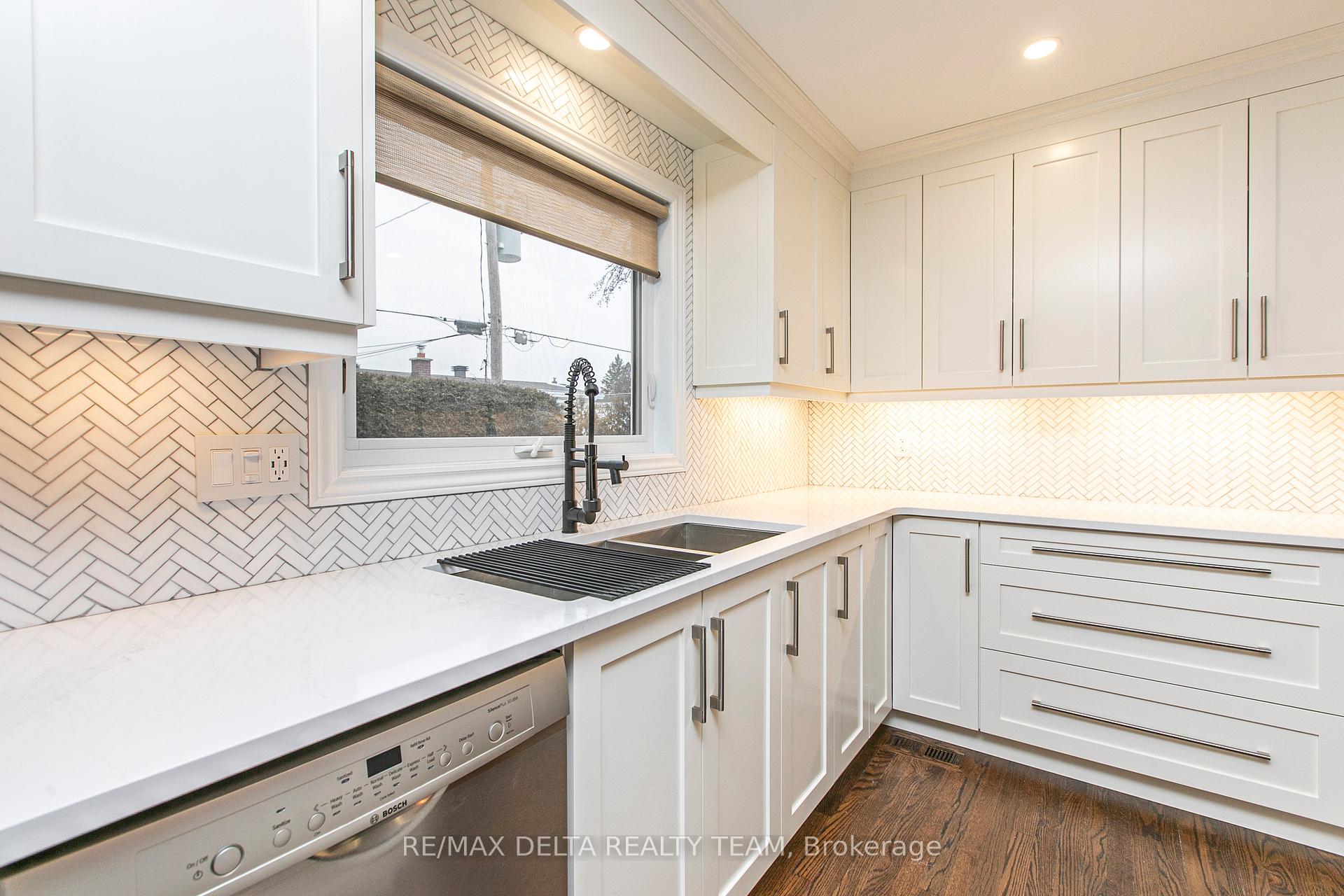 Photo 20 of 1416 Bourcier Drive, Ottawa, Bilberry Creek/Queenswood Heights — HOMEH