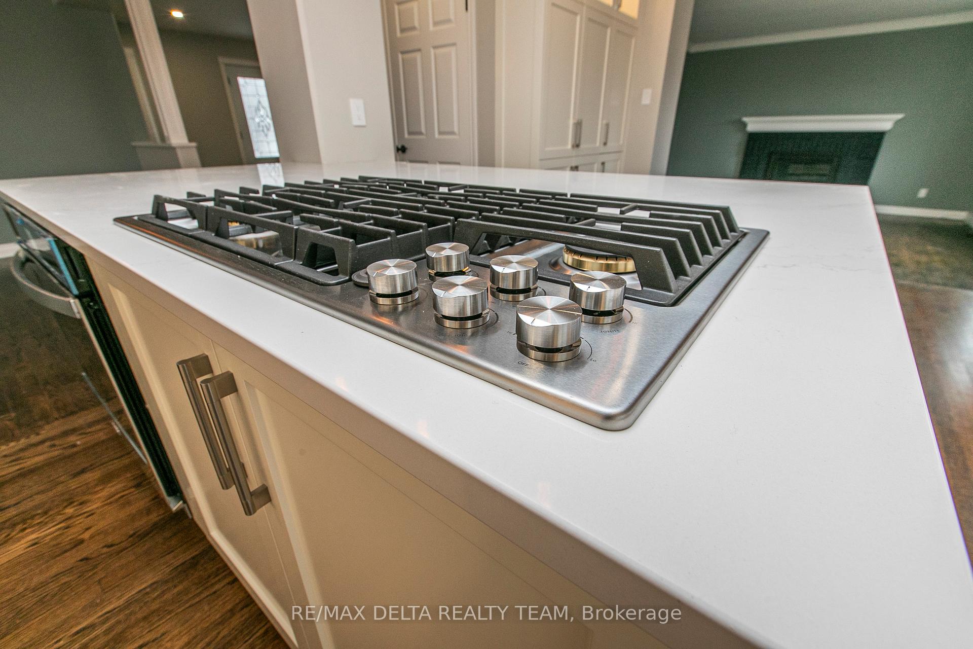 Photo 21 of 1416 Bourcier Drive, Ottawa, Bilberry Creek/Queenswood Heights — HOMEH