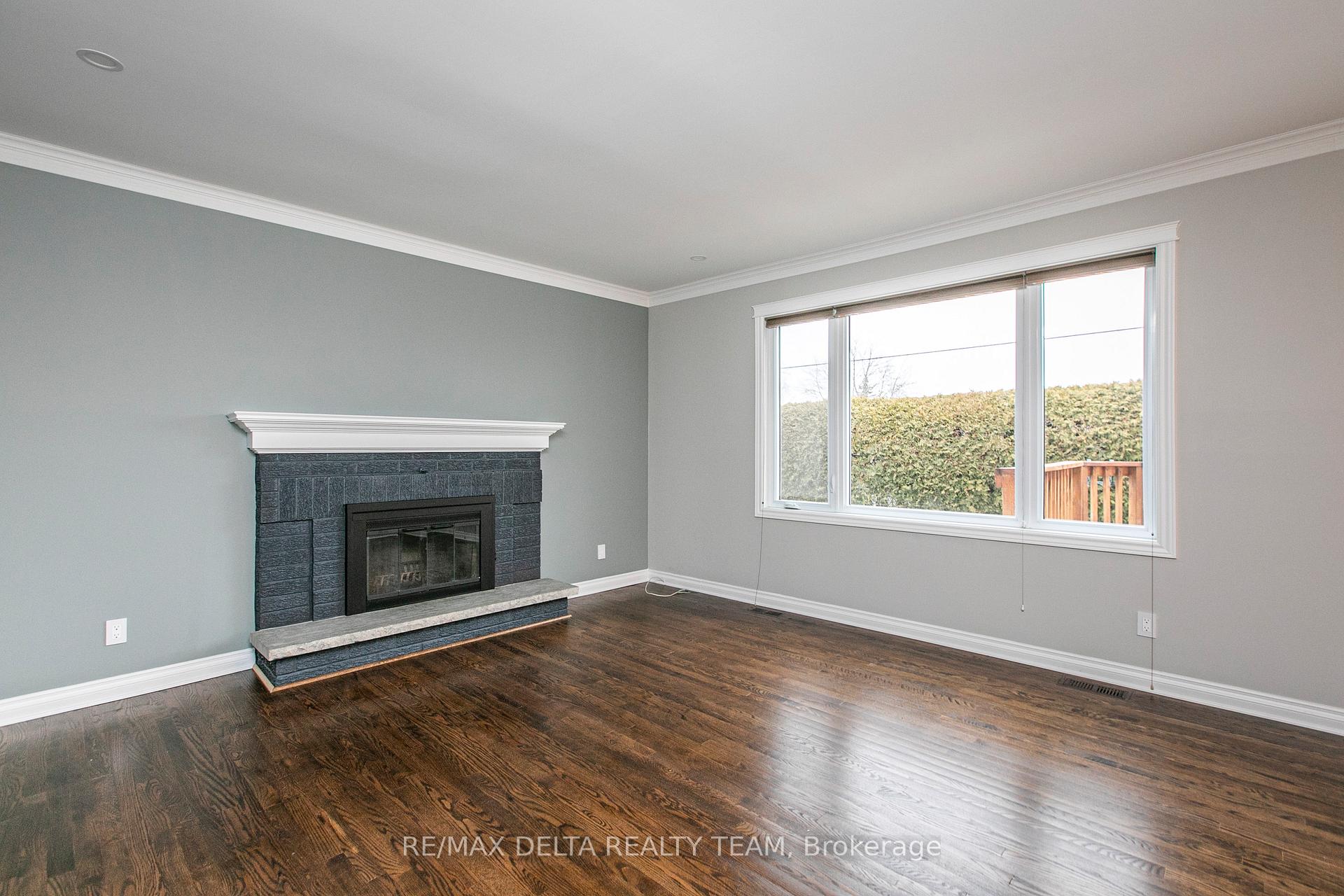 Photo 27 of 1416 Bourcier Drive, Ottawa, Bilberry Creek/Queenswood Heights — HOMEH