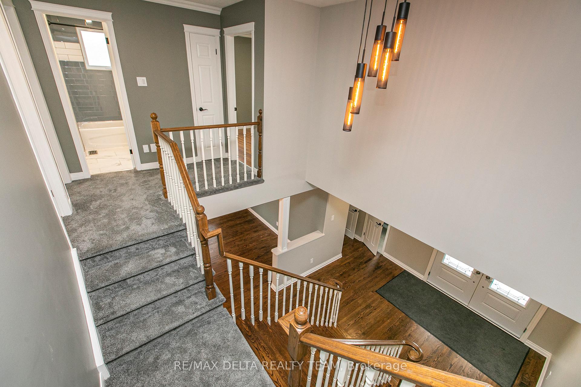 Photo 38 of 1416 Bourcier Drive, Ottawa, Bilberry Creek/Queenswood Heights — HOMEH