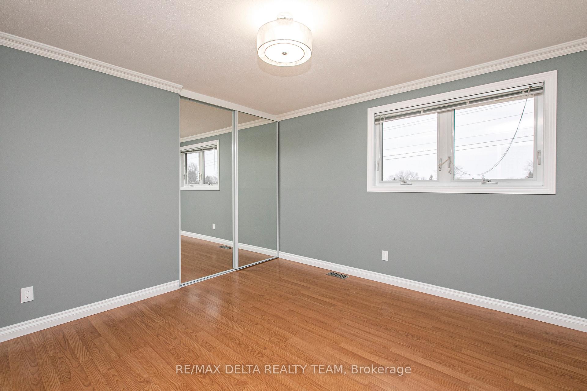Photo 39 of 1416 Bourcier Drive, Ottawa, Bilberry Creek/Queenswood Heights — HOMEH