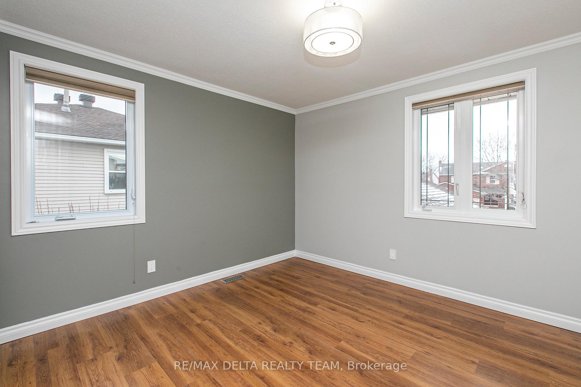 Photo 41 of 1416 Bourcier Drive, Ottawa, Bilberry Creek/Queenswood Heights — HOMEH