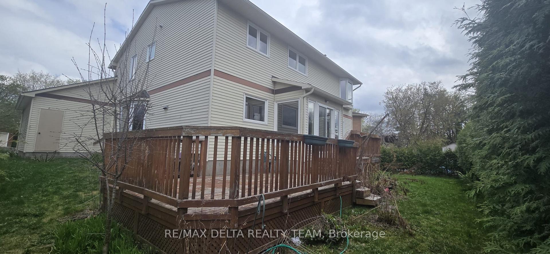 Photo 44 of 1416 Bourcier Drive, Ottawa, Bilberry Creek/Queenswood Heights — HOMEH