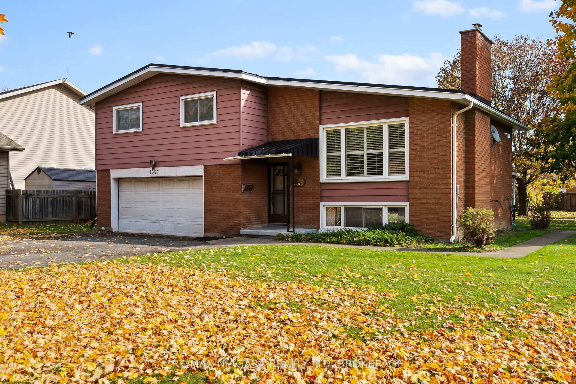 Photo 2 of 1097 Pelham Street, Pelham, Fonthill — HOMEH