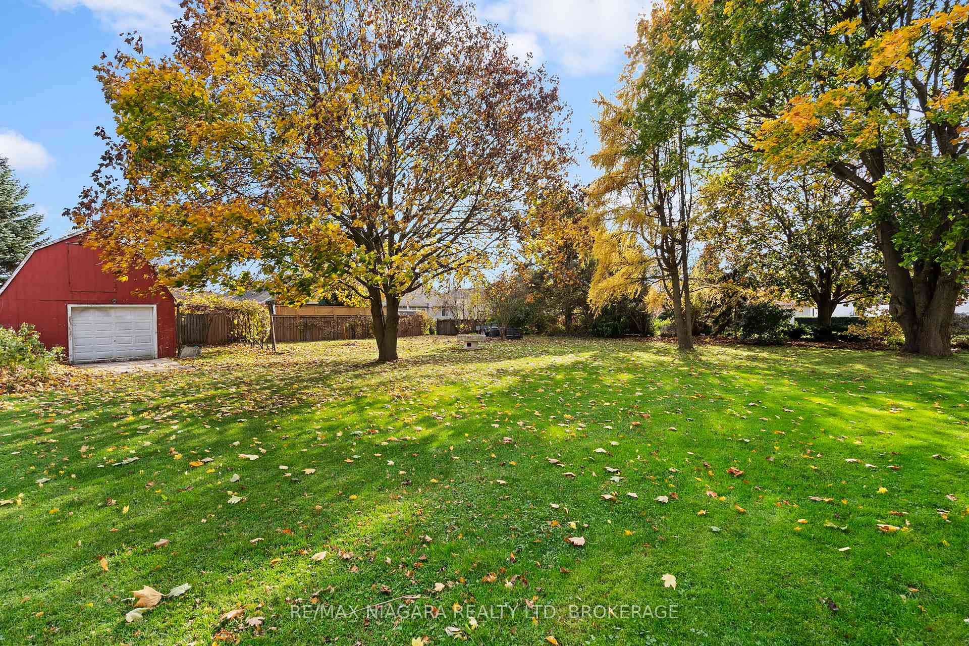 Photo 16 of 1097 Pelham Street, Pelham, Fonthill — HOMEH