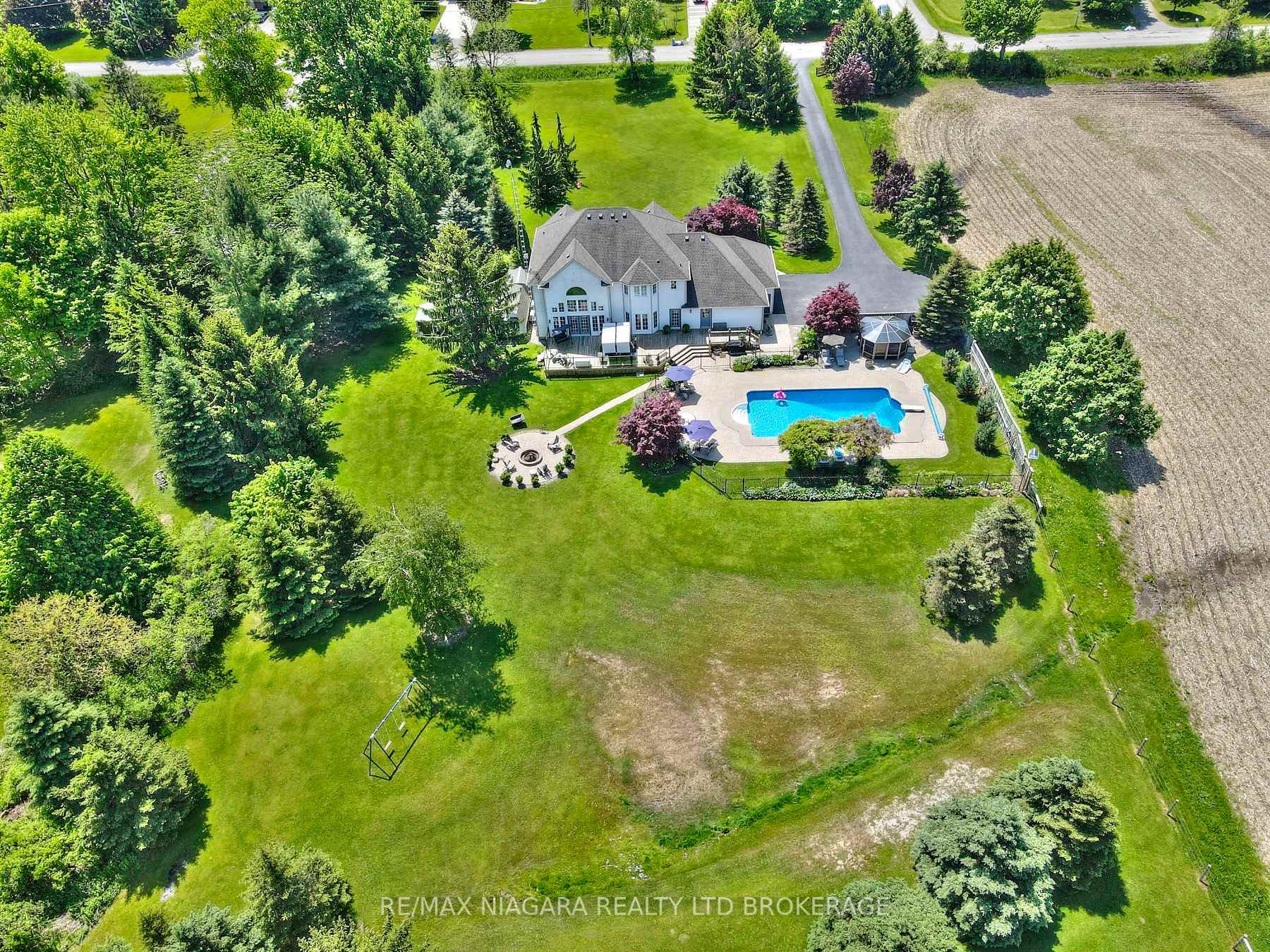Front of 717 Metler Road