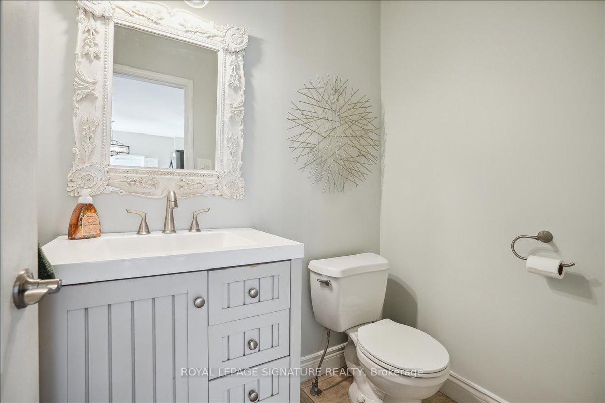 Photo 4 of 1030 Donnelly Street, Milton, Beaty — HOMEH