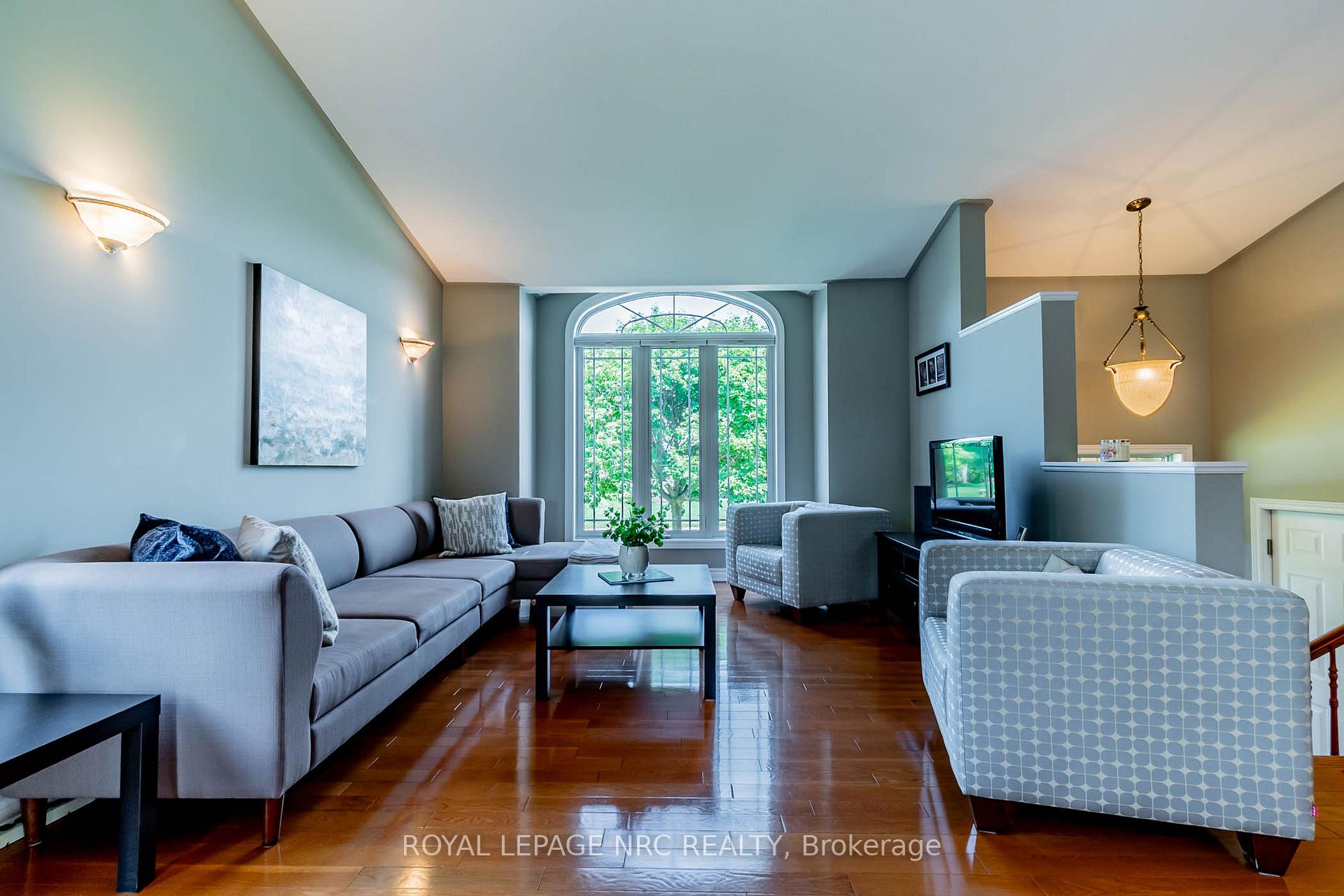 Photo 16 of 64 Sandra Drive, Pelham, Fenwick — HOMEH