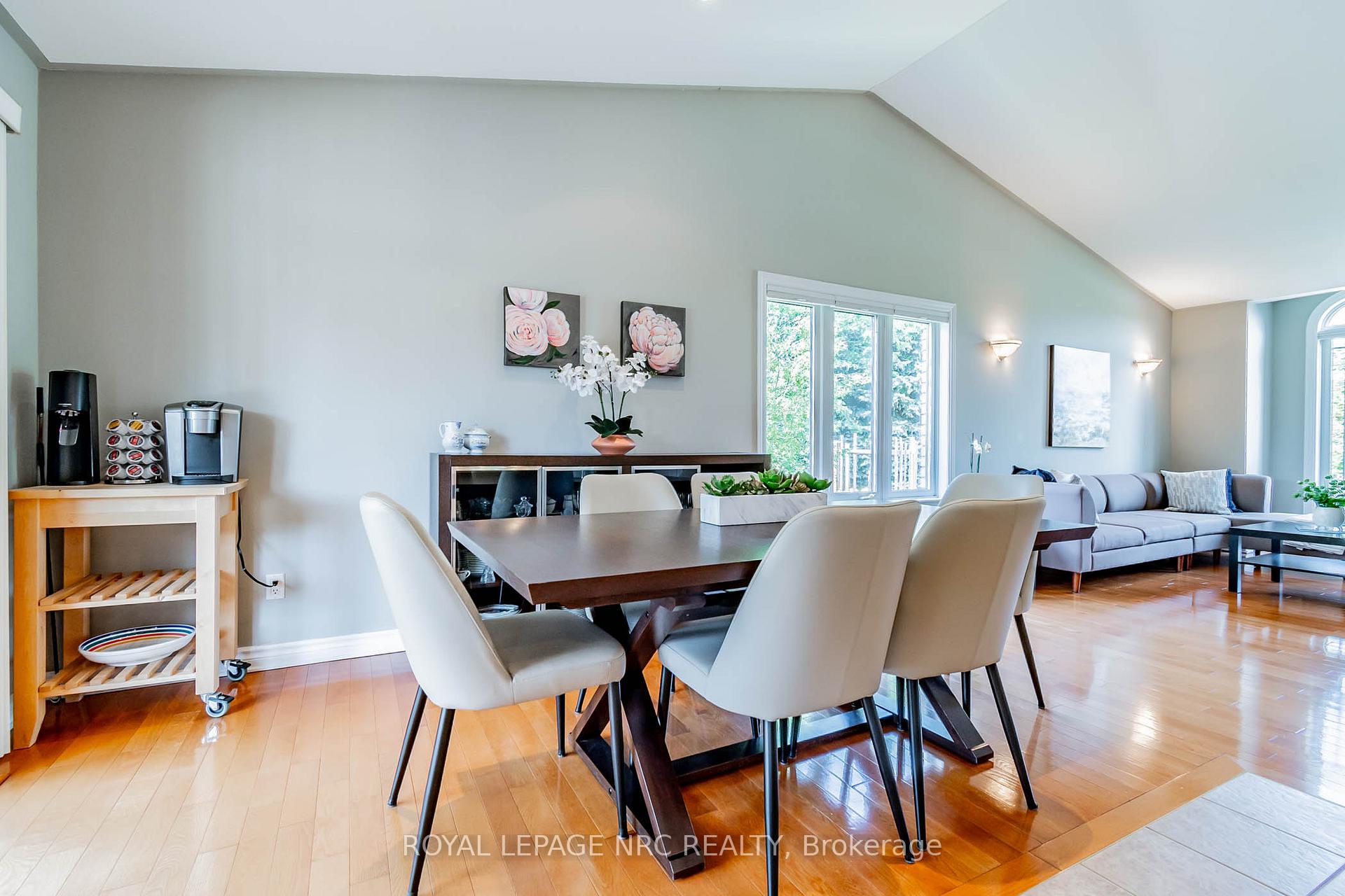 Photo 19 of 64 Sandra Drive, Pelham, Fenwick — HOMEH