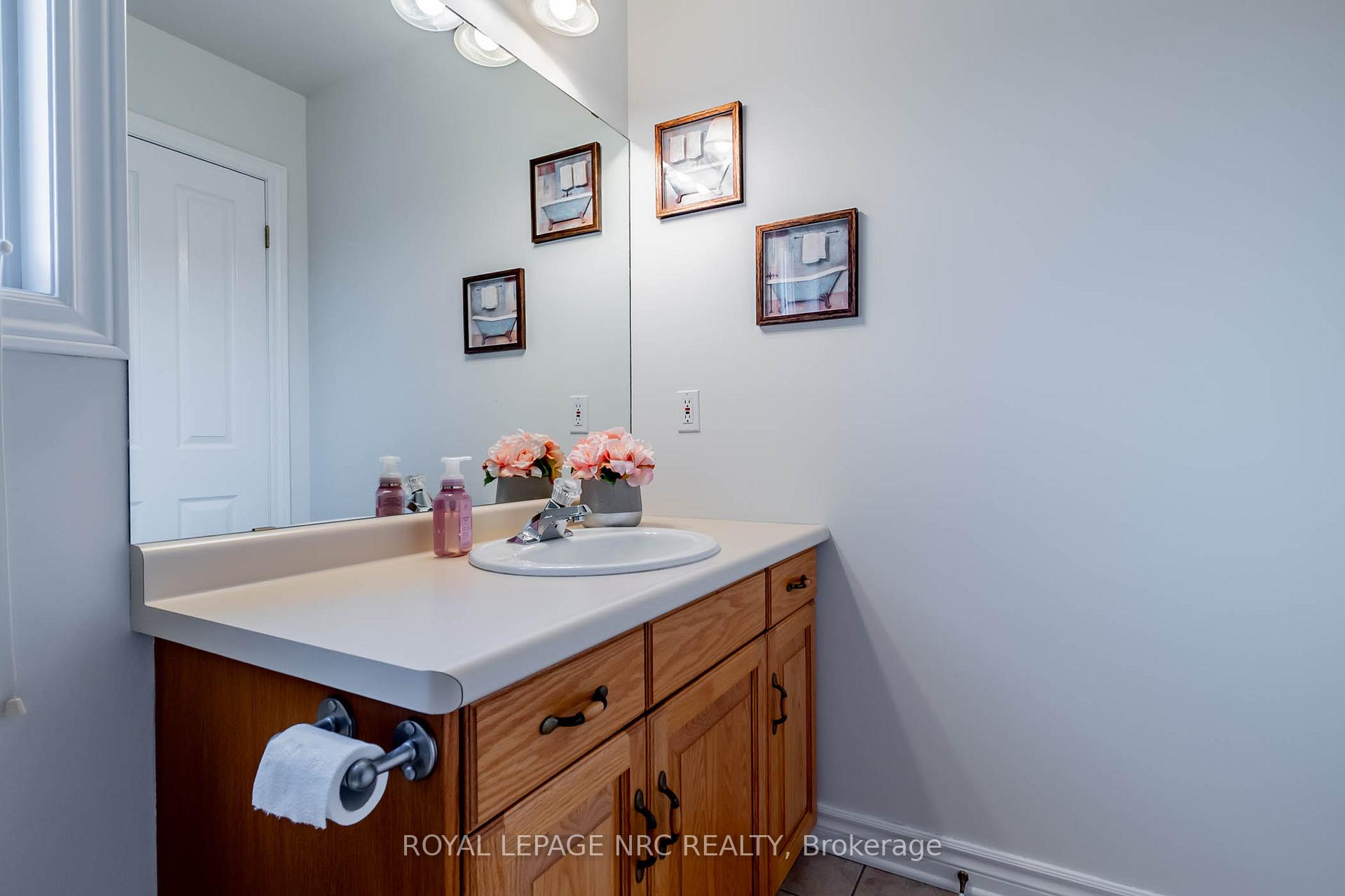 Photo 32 of 64 Sandra Drive, Pelham, Fenwick — HOMEH
