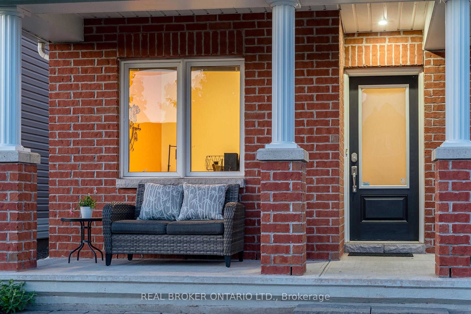 Photo 5 of 2473 Esprit Drive, Ottawa, Avalon East — HOMEH