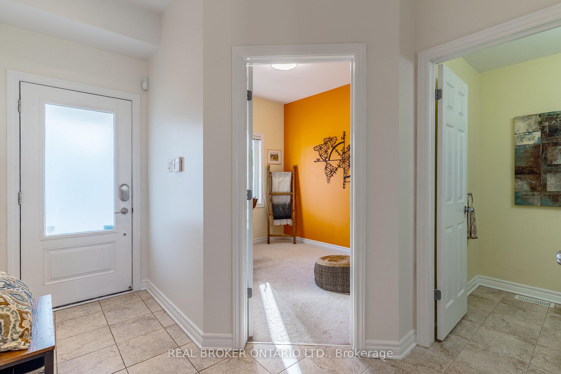 Photo 8 of 2473 Esprit Drive, Ottawa, Avalon East — HOMEH