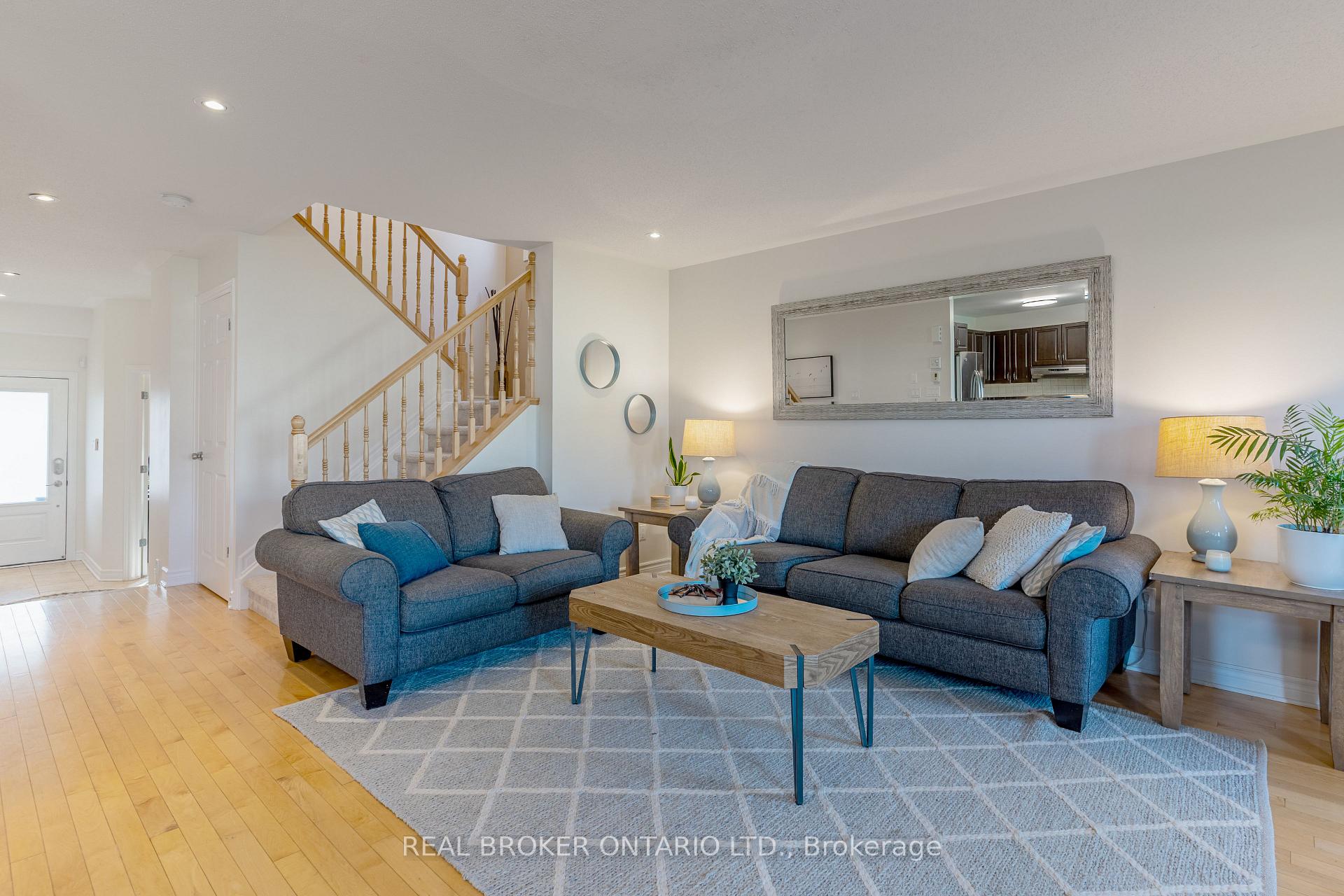 Photo 11 of 2473 Esprit Drive, Ottawa, Avalon East — HOMEH
