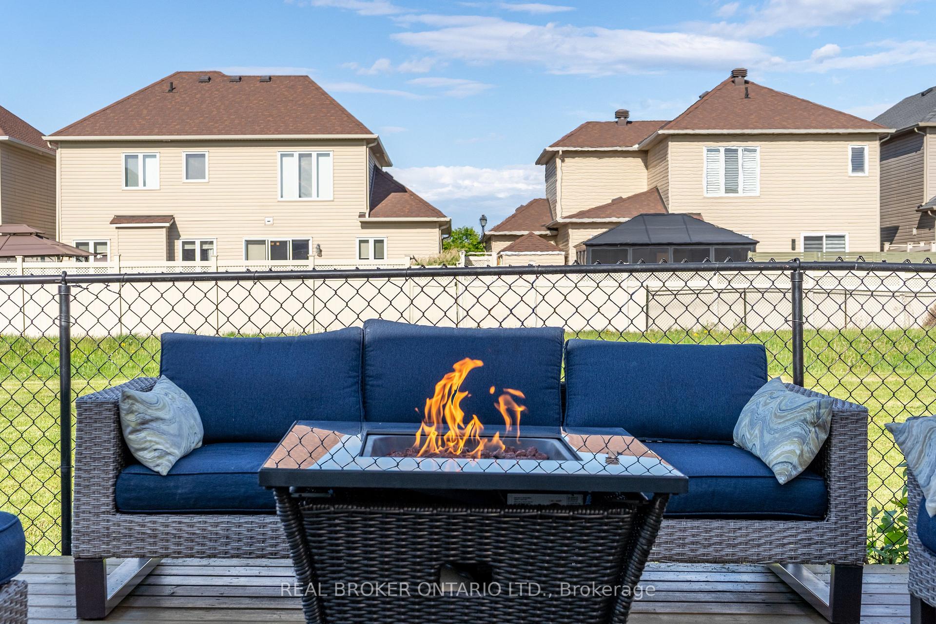 Photo 36 of 2473 Esprit Drive, Ottawa, Avalon East — HOMEH