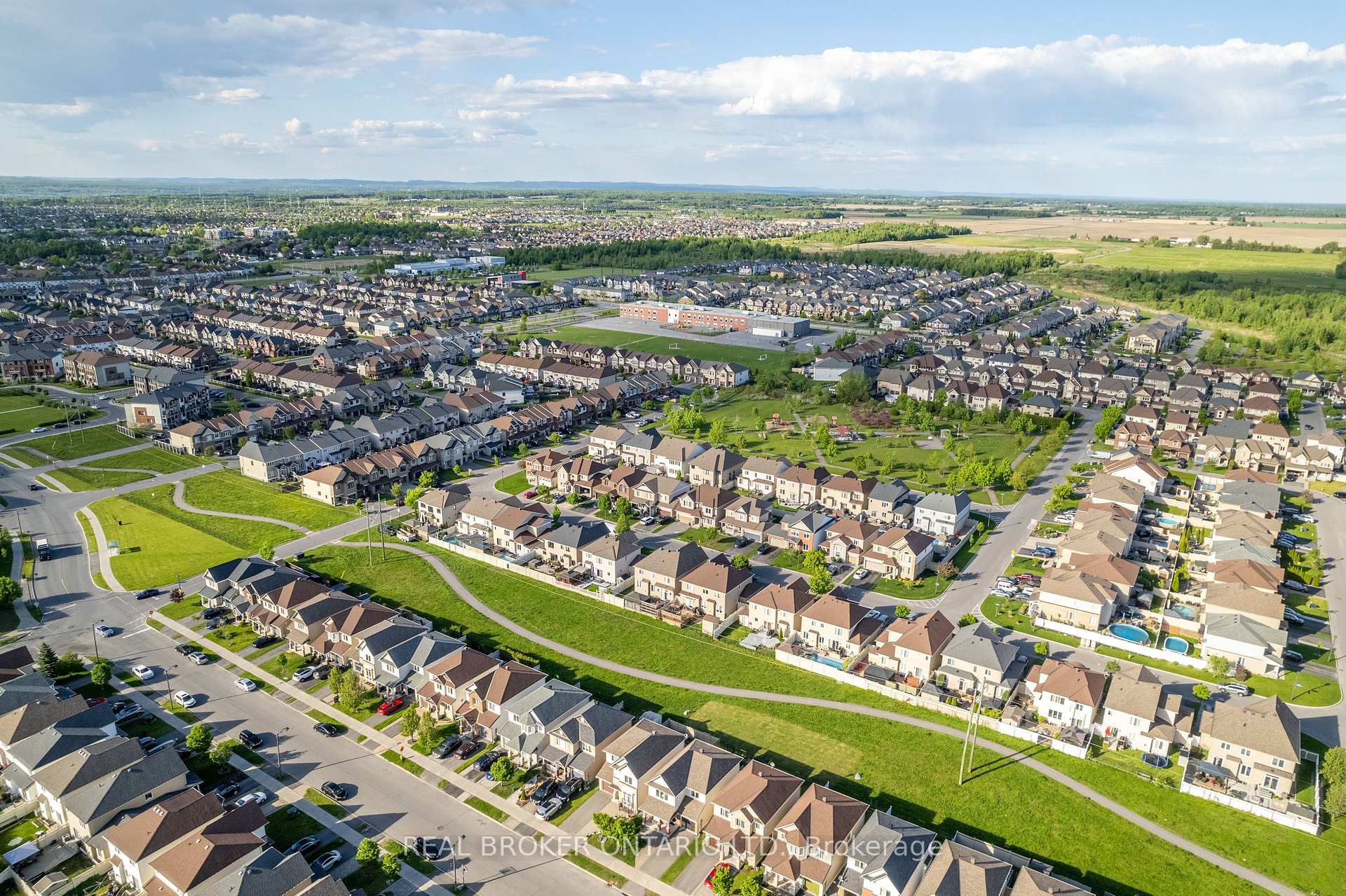 Photo 47 of 2473 Esprit Drive, Ottawa, Avalon East — HOMEH