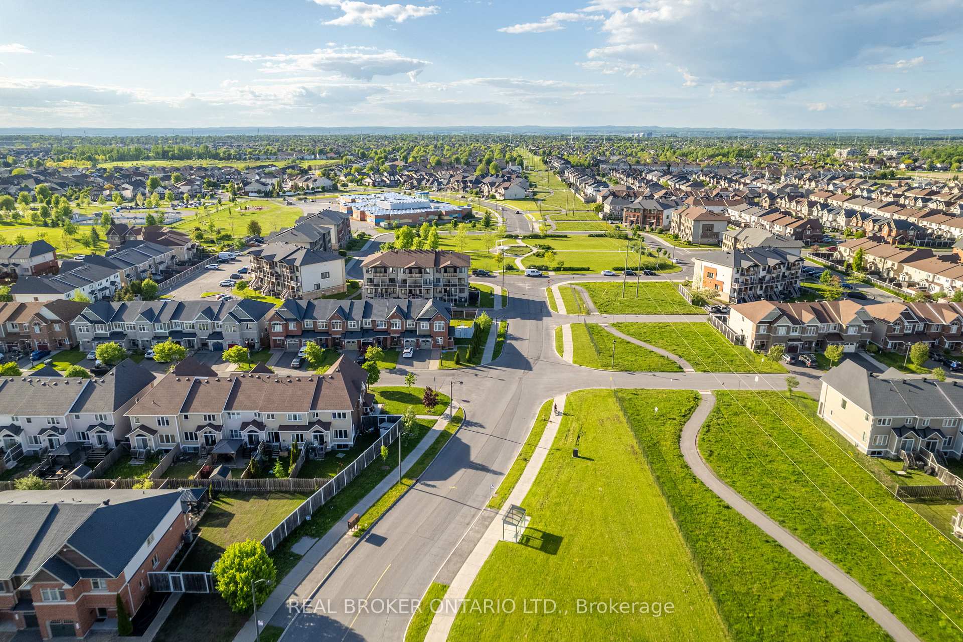 Photo 49 of 2473 Esprit Drive, Ottawa, Avalon East — HOMEH