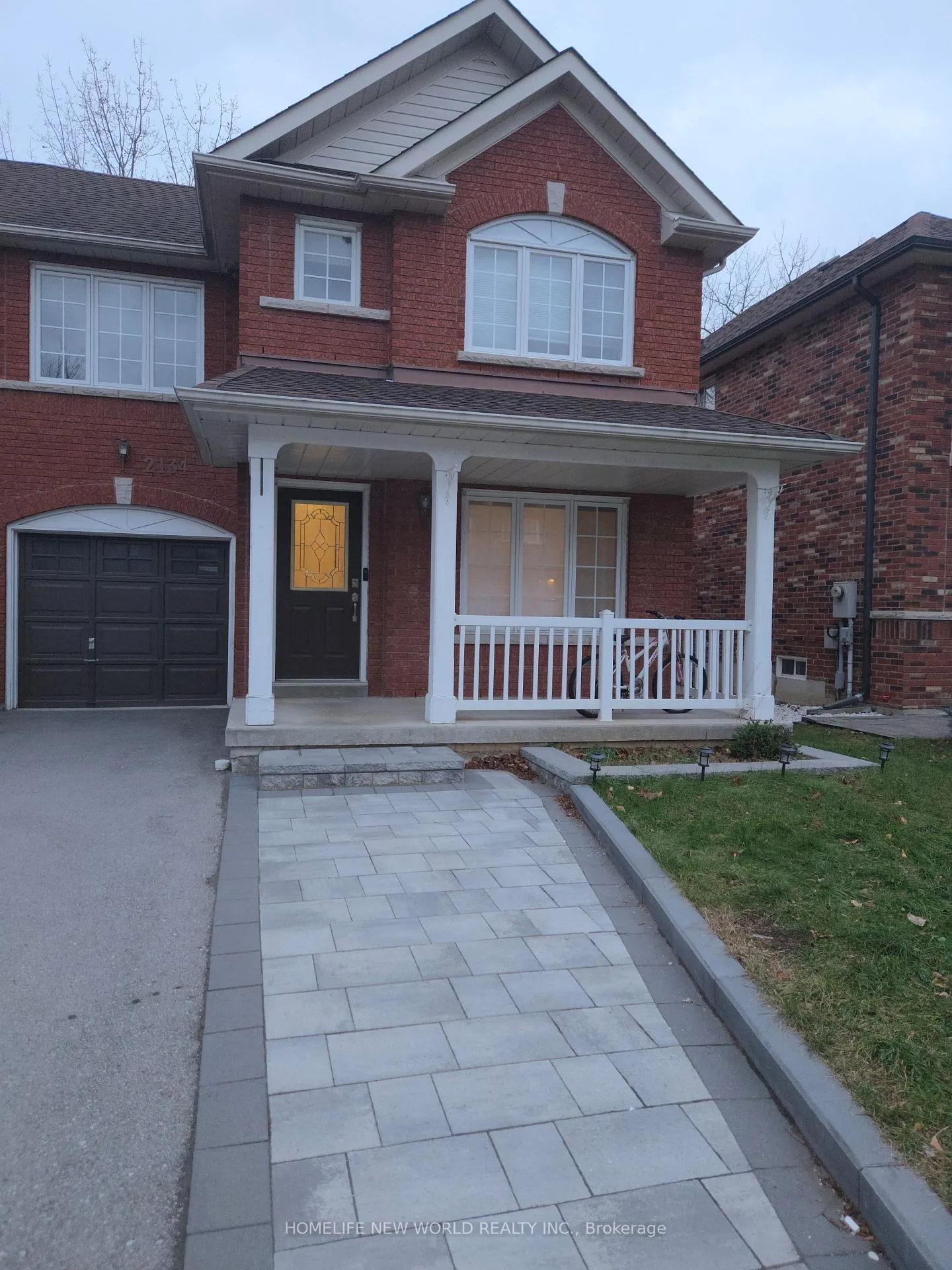 Front of 2134 Erin Gate Boulevard