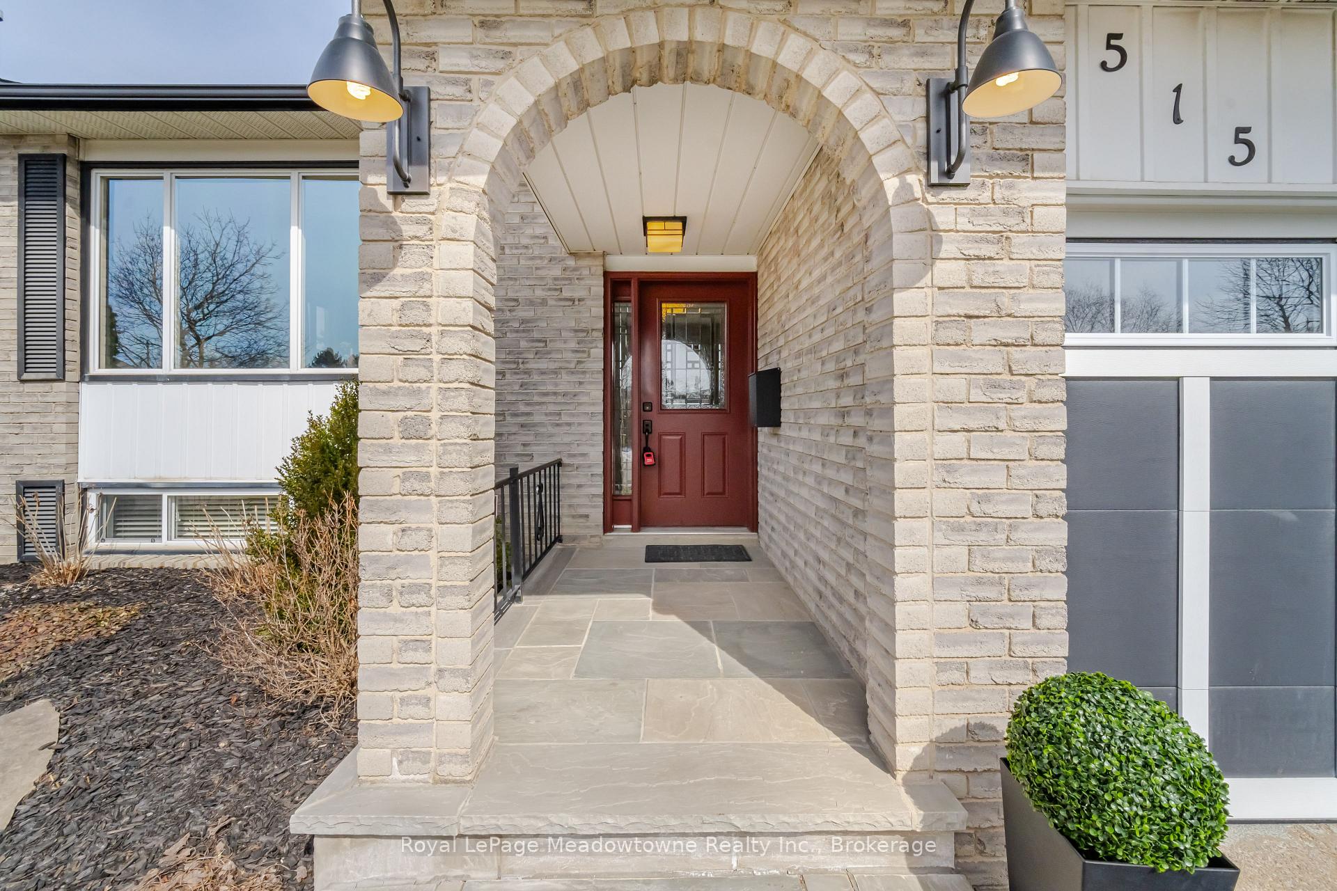 Photo 2 of 515 Clover Park Crescent, Milton, Bronte Meadows — HOMEH