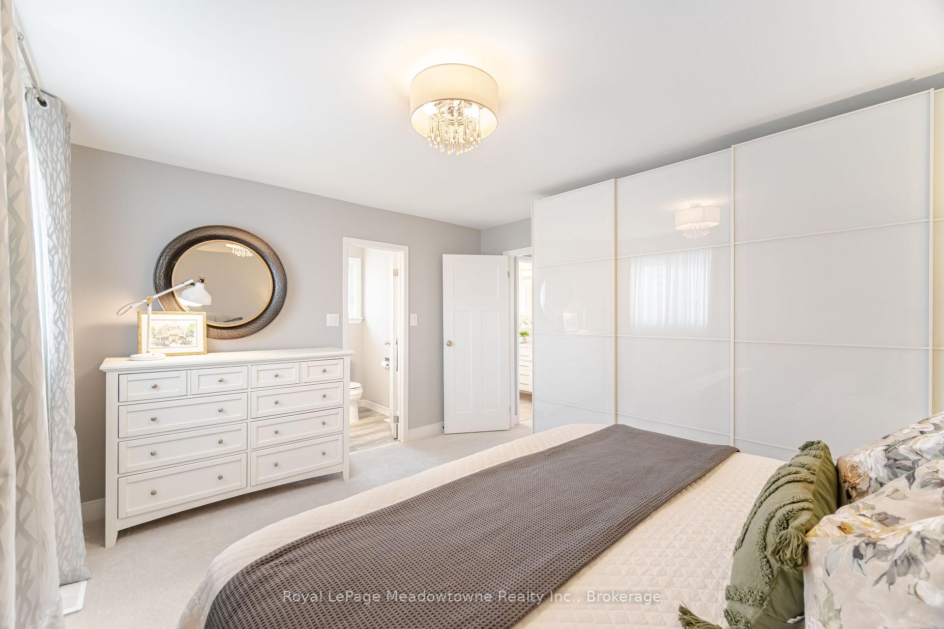 Photo 23 of 515 Clover Park Crescent, Milton, Bronte Meadows — HOMEH
