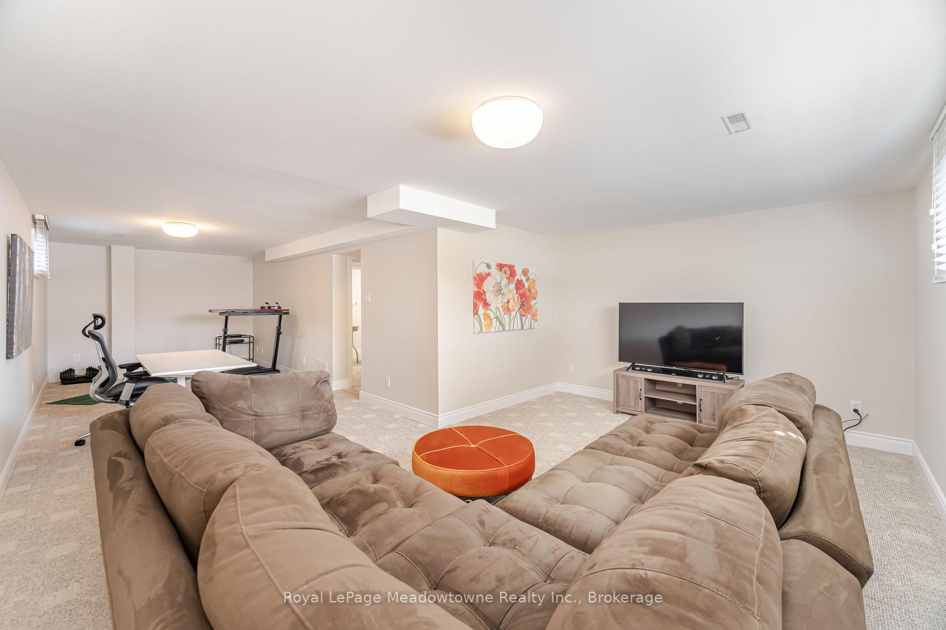 Photo 33 of 515 Clover Park Crescent, Milton, Bronte Meadows — HOMEH