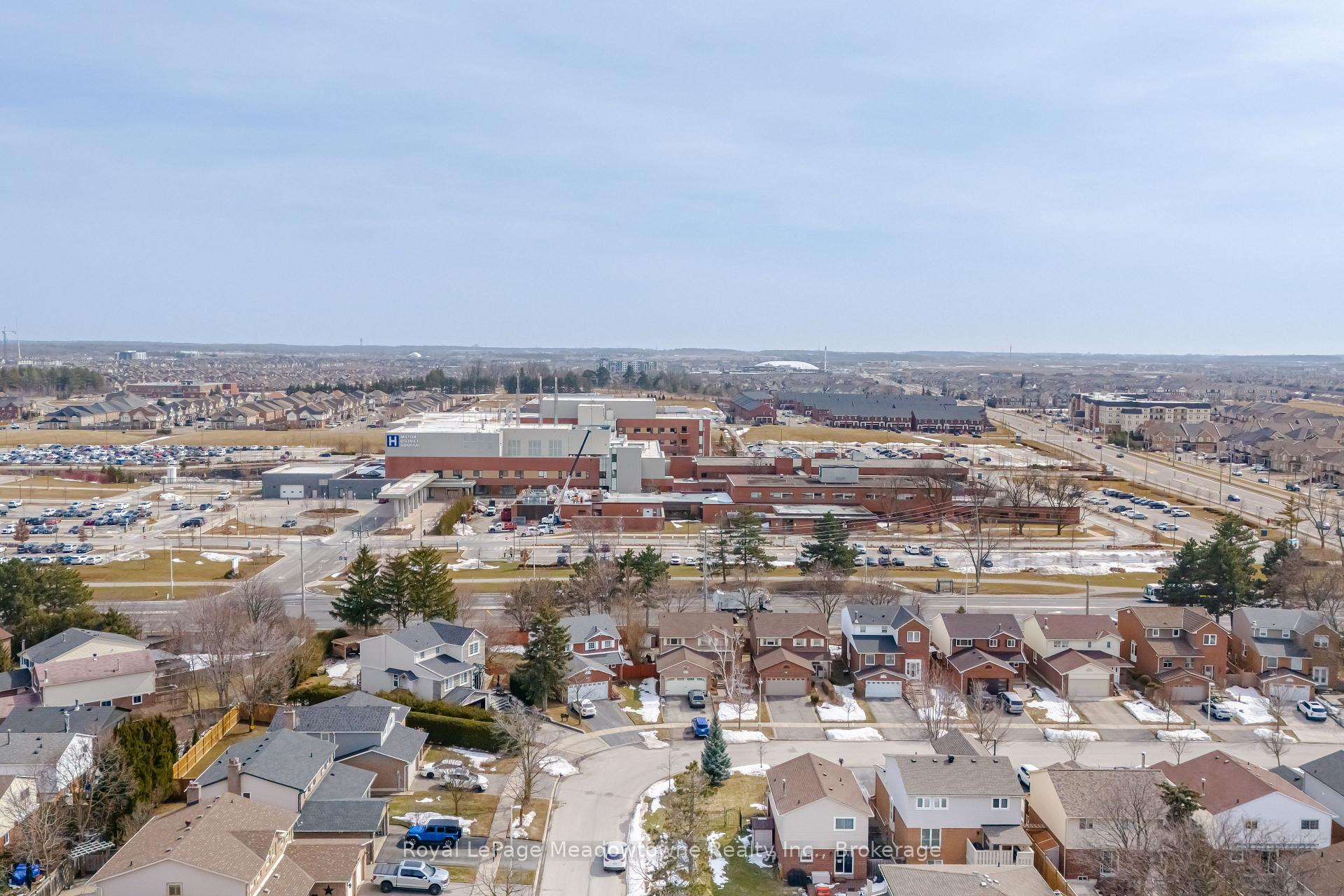 Photo 43 of 515 Clover Park Crescent, Milton, Bronte Meadows — HOMEH