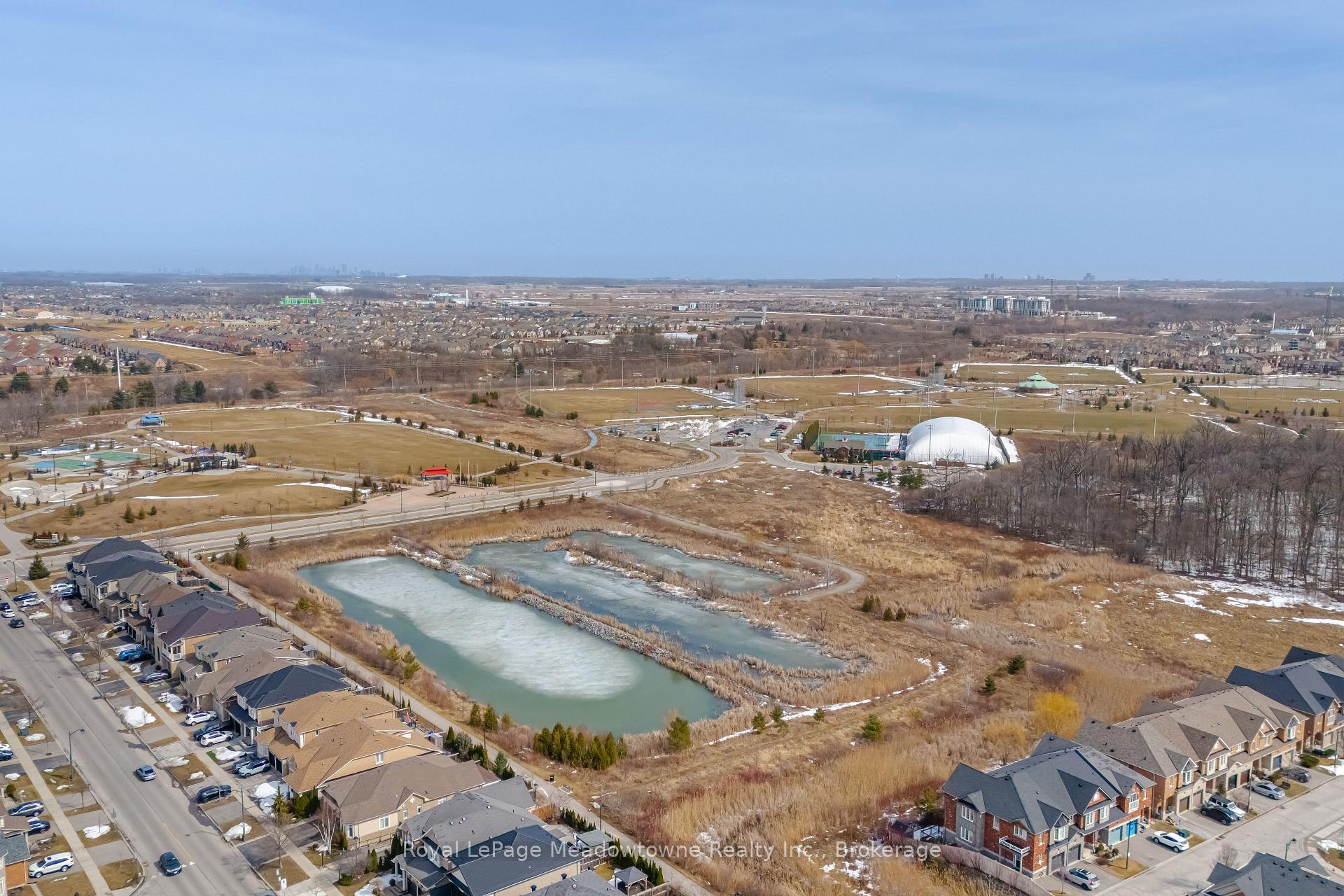 Photo 48 of 515 Clover Park Crescent, Milton, Bronte Meadows — HOMEH