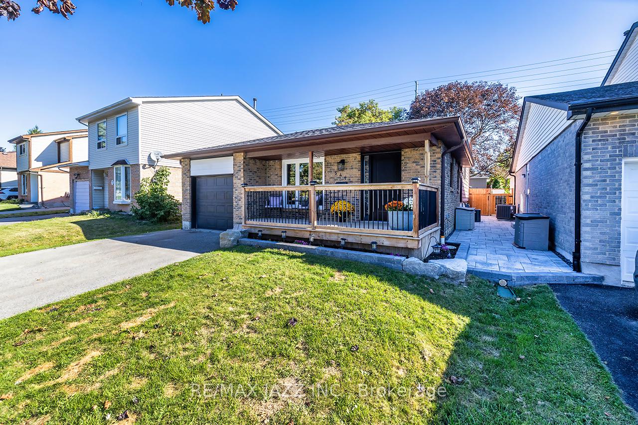 Photo 3 of 541 Galahad Drive, Oshawa, Eastdale — HOMEH