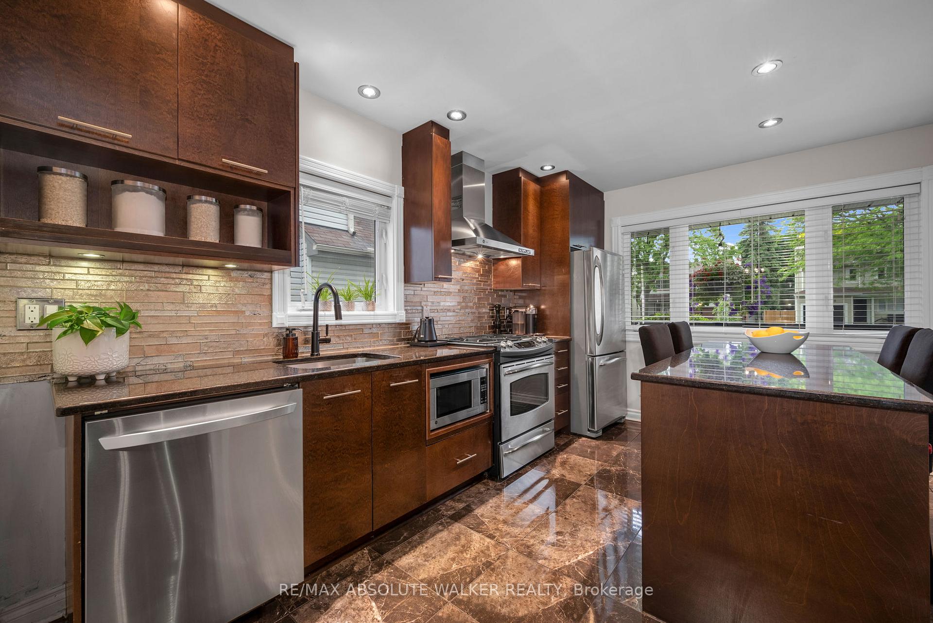 Photo 6 of 614 Brome Crescent, Ottawa, Fallingbrook/Ridgemount — HOMEH