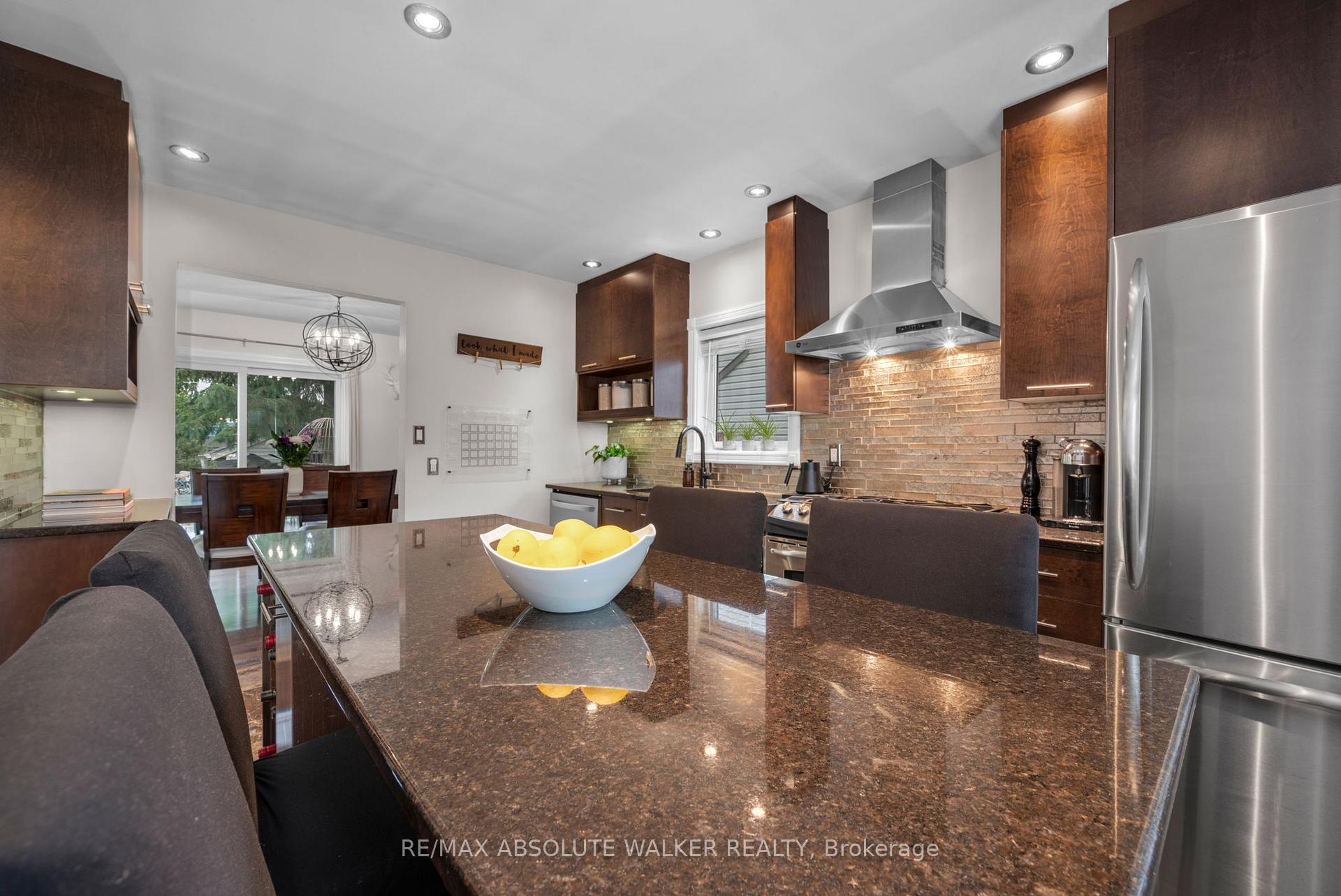 Photo 8 of 614 Brome Crescent, Ottawa, Fallingbrook/Ridgemount — HOMEH