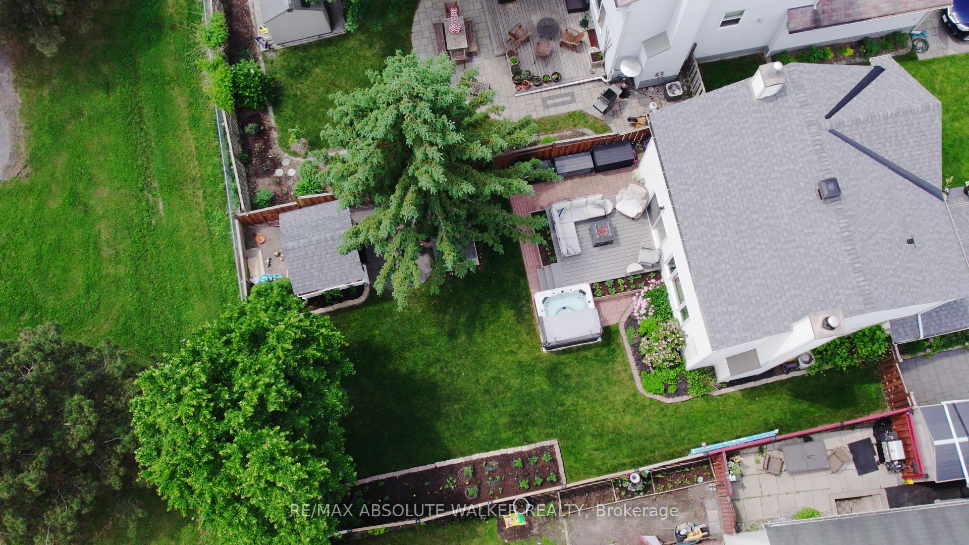 Photo 36 of 614 Brome Crescent, Ottawa, Fallingbrook/Ridgemount — HOMEH