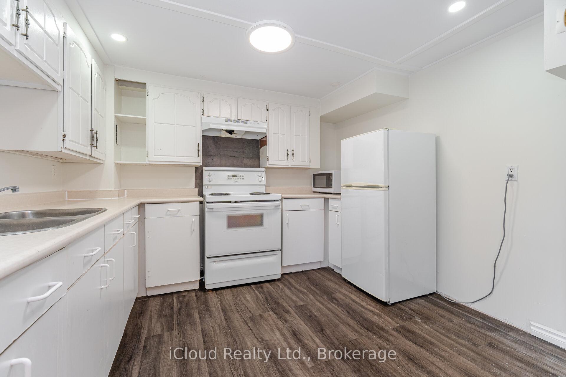 Photo 38 of 2015 Shay Drive, Pickering, Brock Ridge — HOMEH