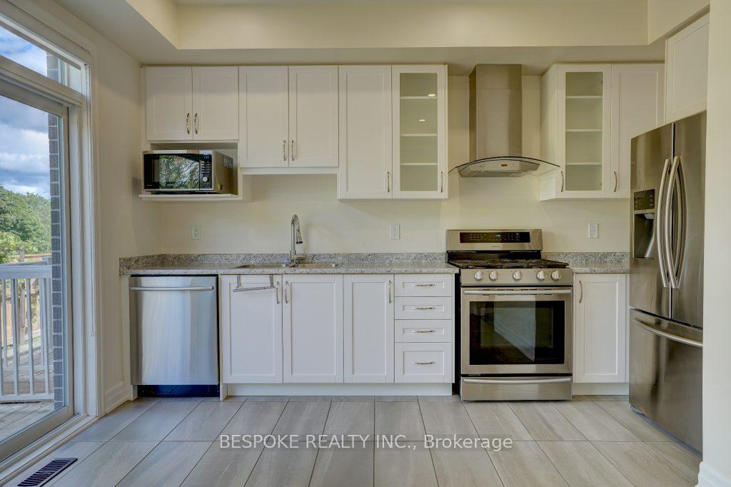 Photo 12 of Unit 36, 384 Arctic Red Drive, Oshawa, Windfields — HOMEH