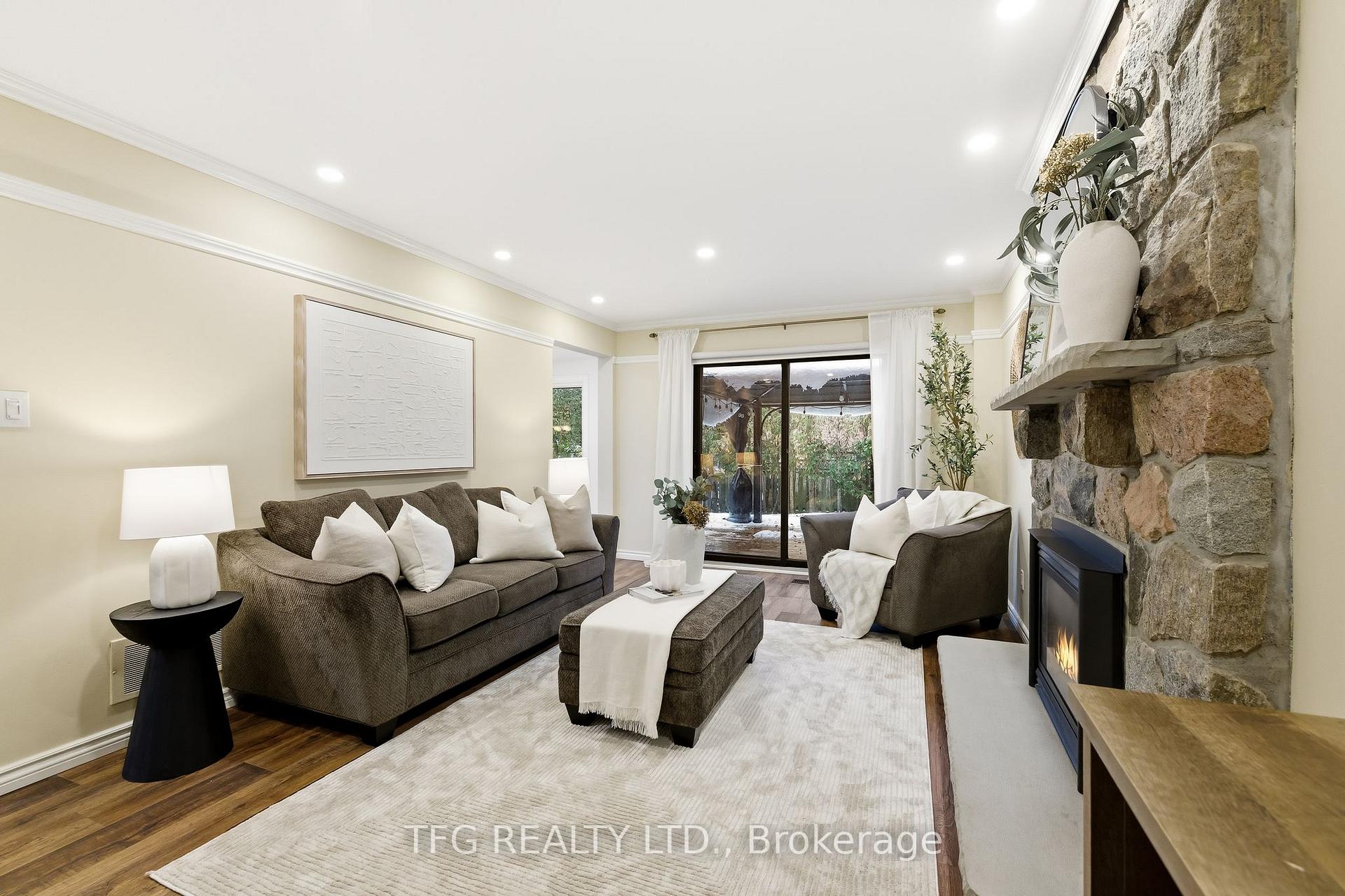 Photo 20 of 500 Sundown Crescent, Pickering, Woodlands — HOMEH