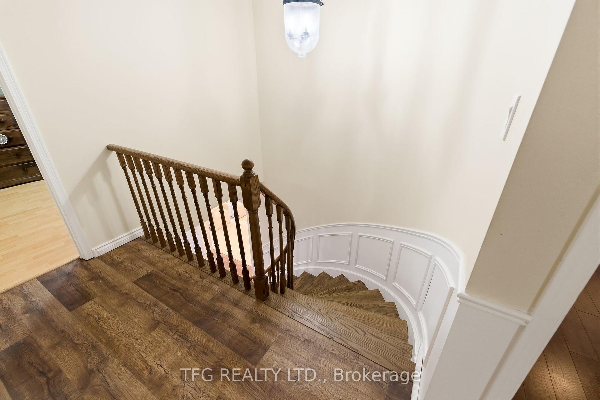 Photo 23 of 500 Sundown Crescent, Pickering, Woodlands — HOMEH