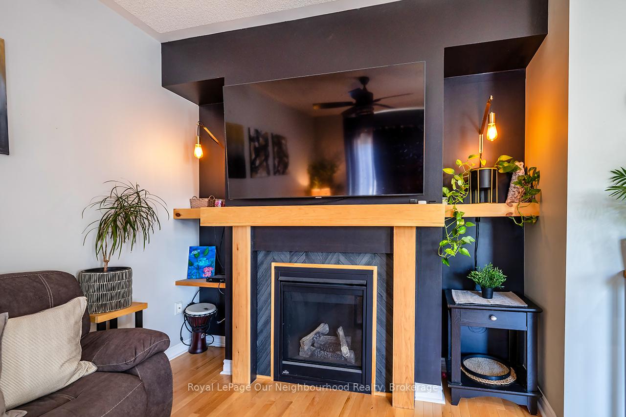 Photo 10 of 901 Groveland Avenue, Oshawa, Taunton — HOMEH