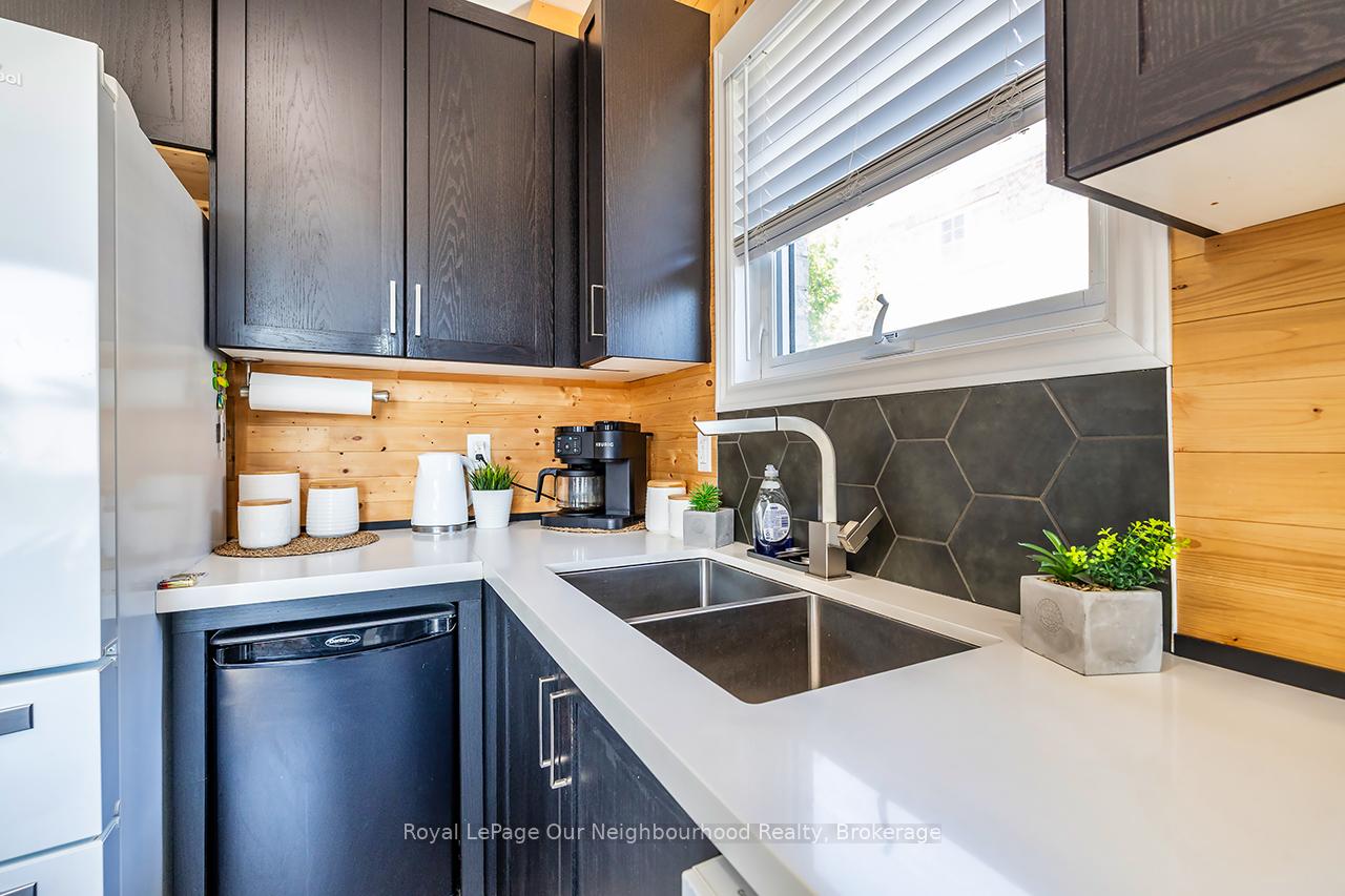 Photo 14 of 901 Groveland Avenue, Oshawa, Taunton — HOMEH